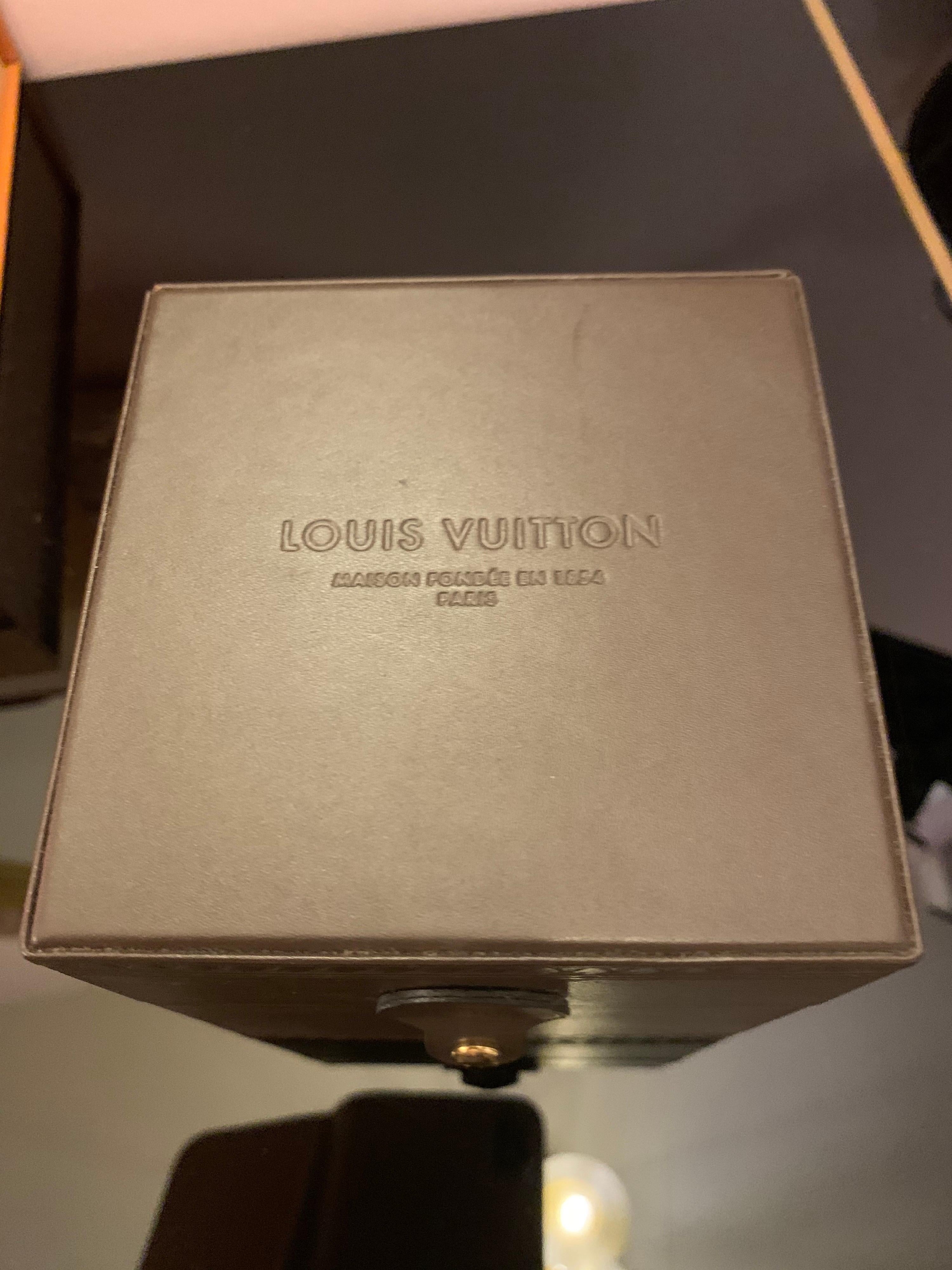 Orologio da uomo automatico Louis Vuitton Tambour Chronograph In condizioni ottime a Saint-ouen, FR