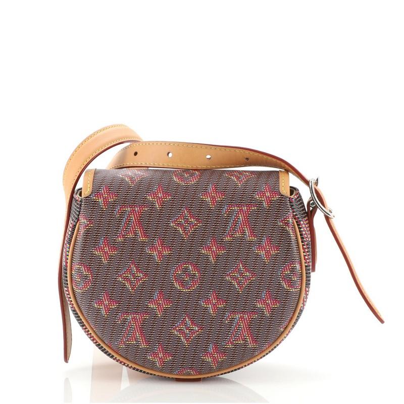 louis vuitton canteen bag