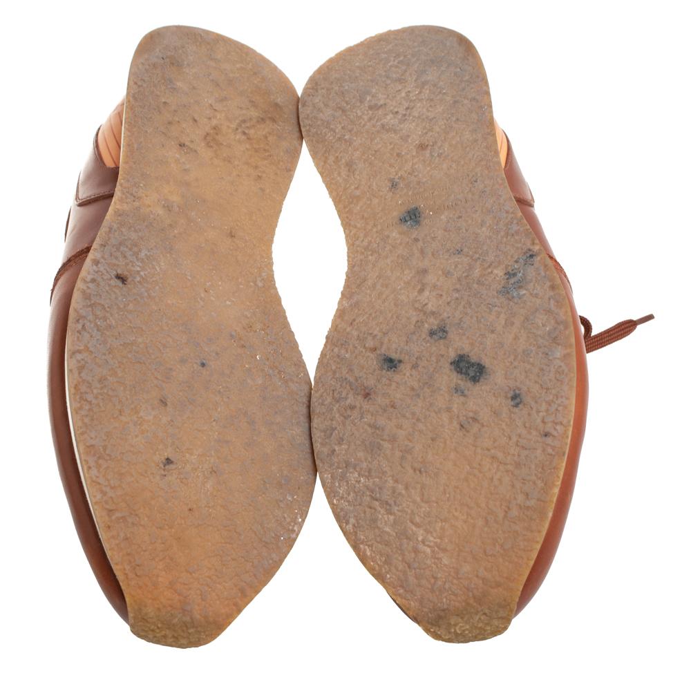 Louis Vuitton Zapatillas bajas con cordones de piel tostada talla 43 2