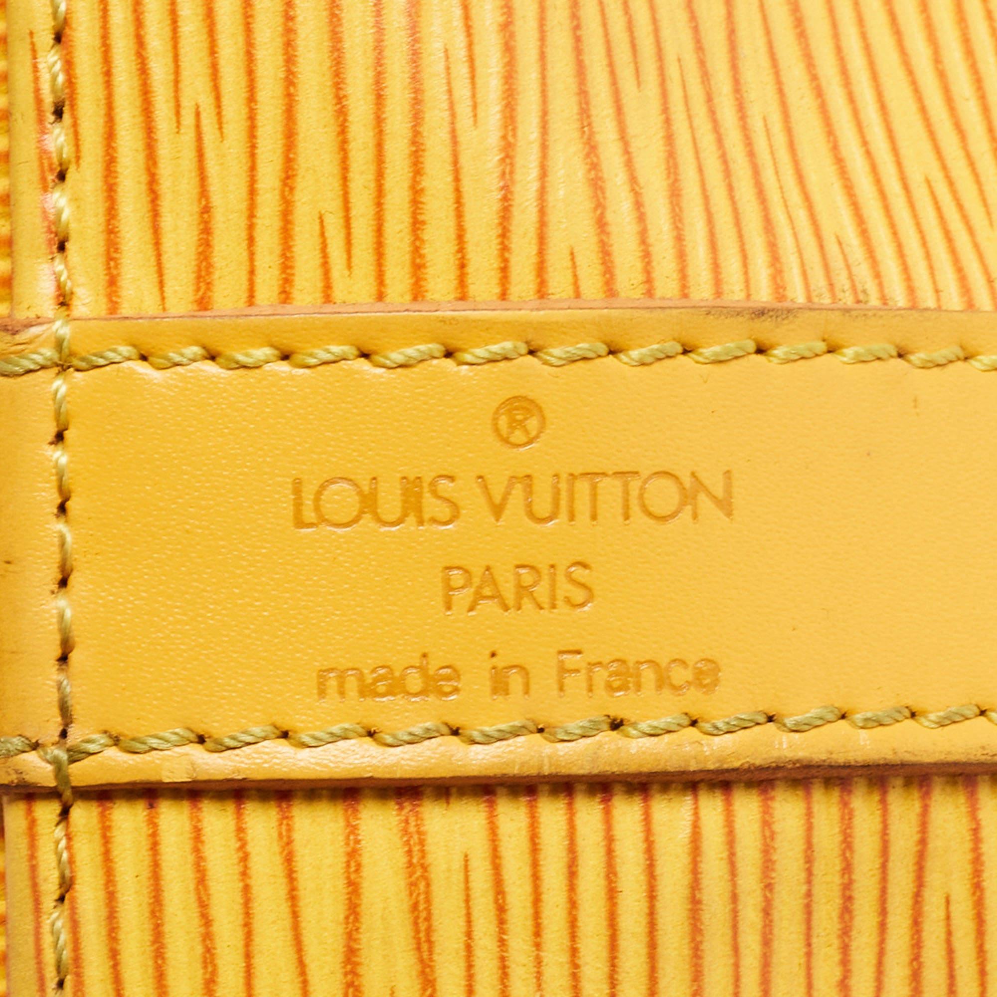 Gelbe Epi-Leder-Neonoe-Tasche von Louis Vuitton mit Quaste 10
