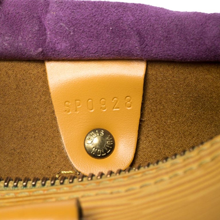 Speedy leather handbag Louis Vuitton Yellow in Leather - 37883911