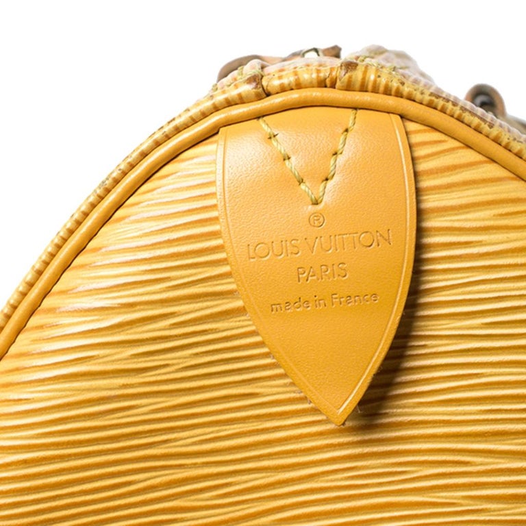Speedy handbag Louis Vuitton Yellow in Suede - 13662421