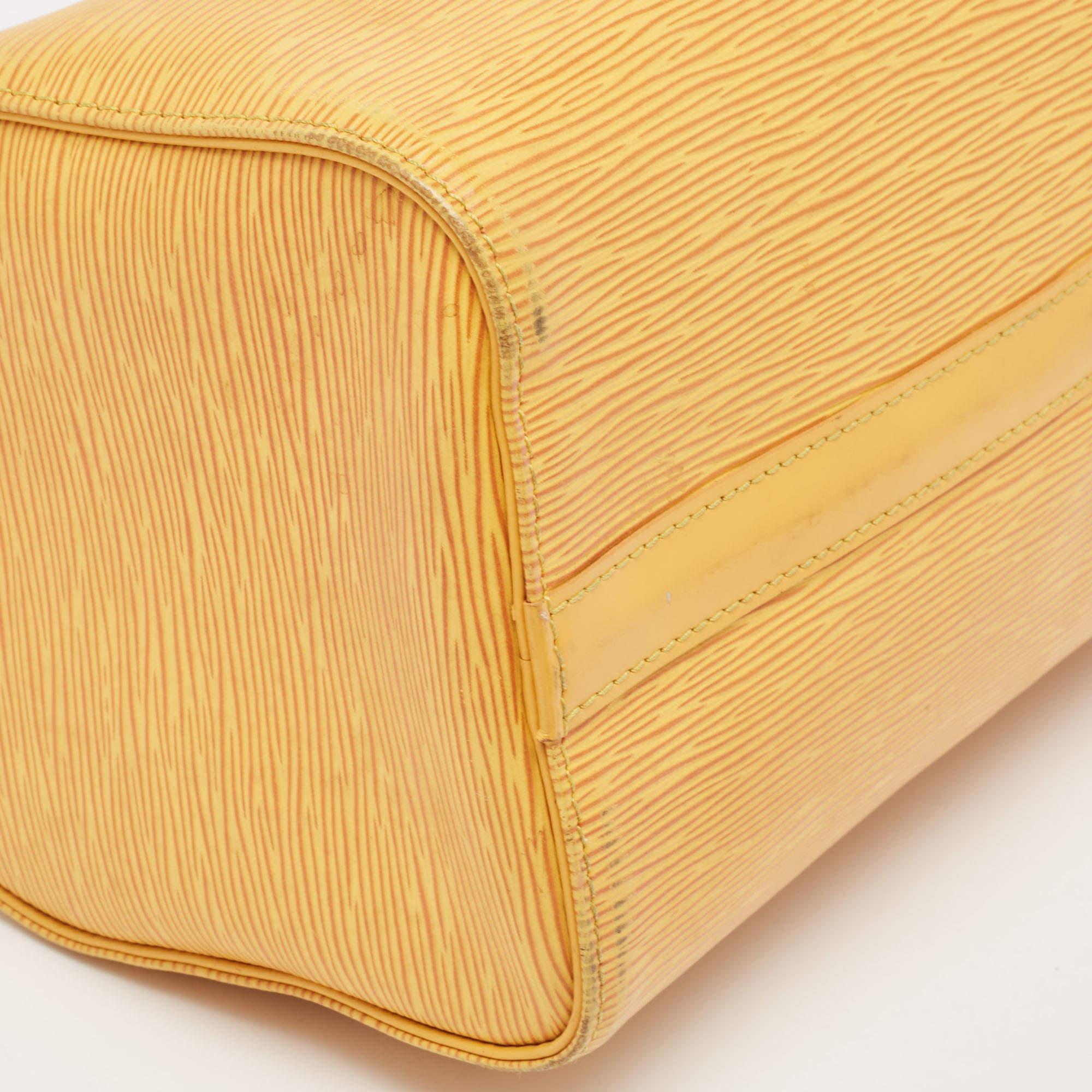 Louis Vuitton sac Speedy 25 en cuir épi jaune gaufré en vente 3