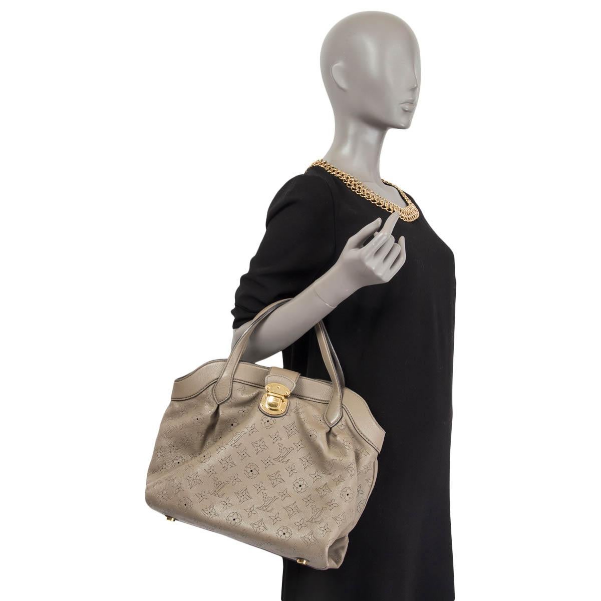 Women's LOUIS VUITTON taupe leather MONOGRAM MAHINA CIRRUS PM Shoulder Bag For Sale