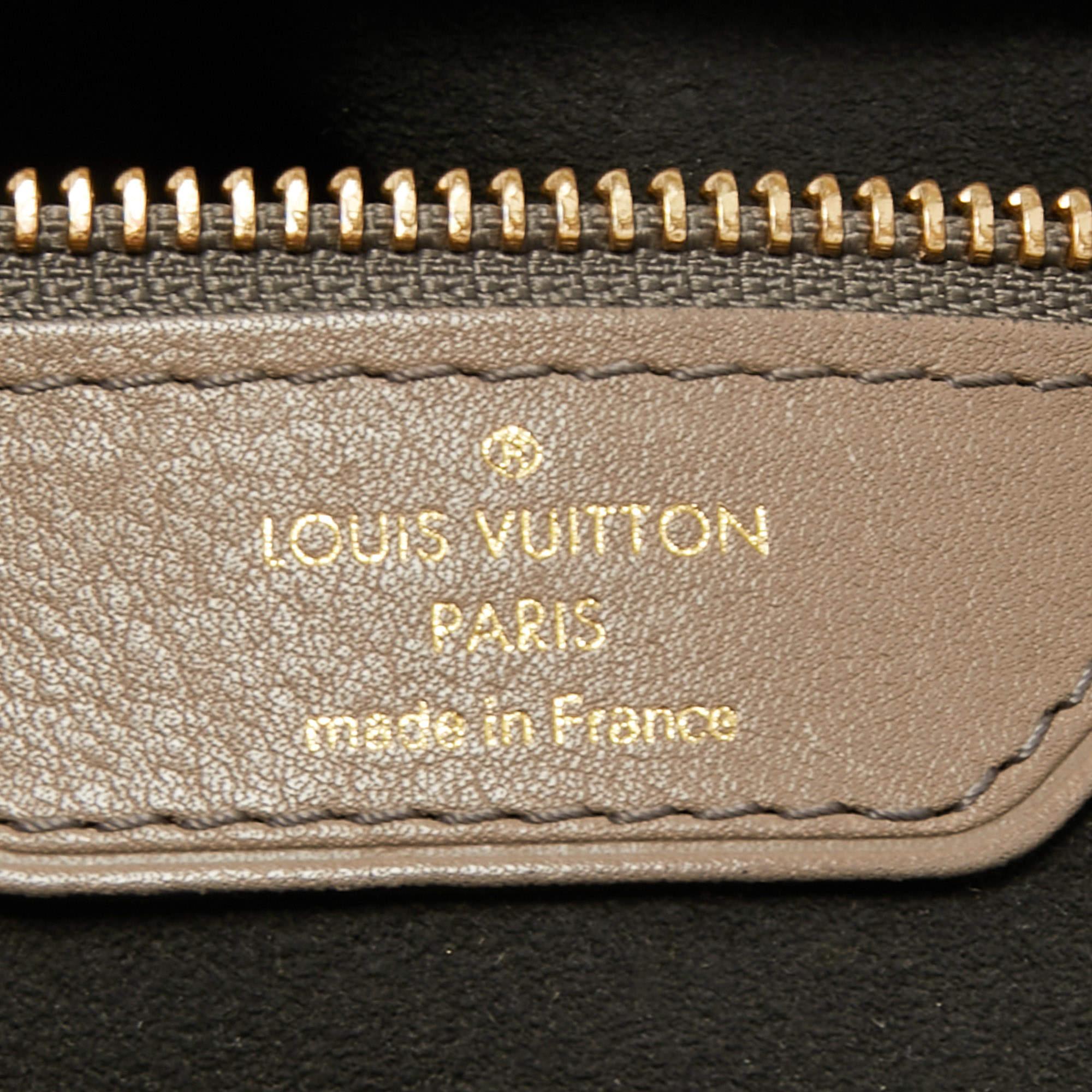 Louis Vuitton Taupe Monogram Mahina Leather Cirrus PM Bag For Sale 7