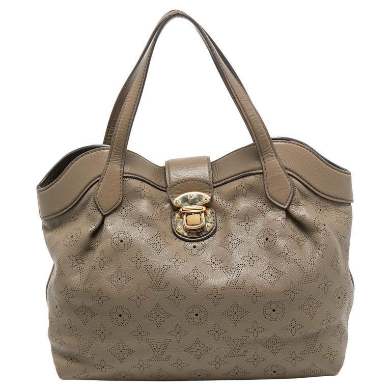 Women Louis Vuitton Bags - 59 For Sale on 1stDibs  genuine leather women's  louis vuitton, women's louis vuitton handbags, women's louis vuitton bags  price