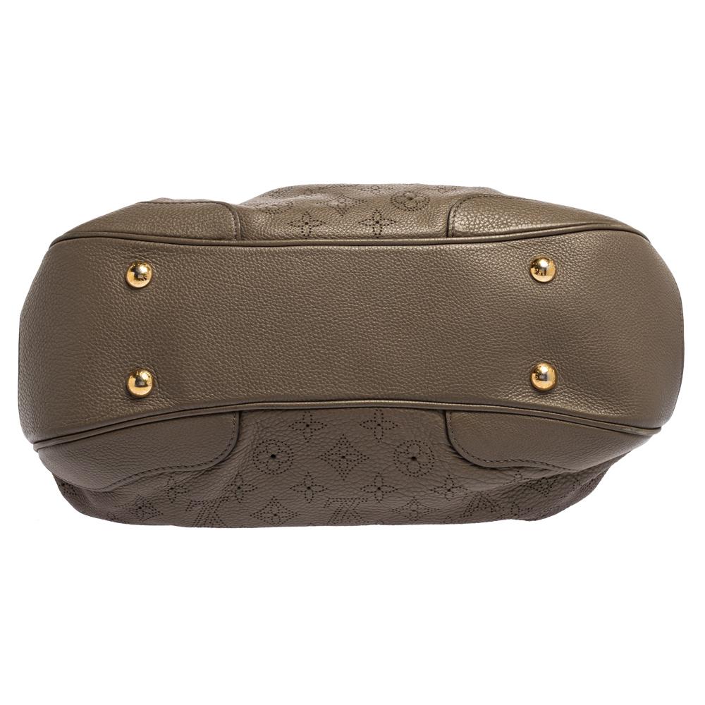 louis vuitton taupe bag