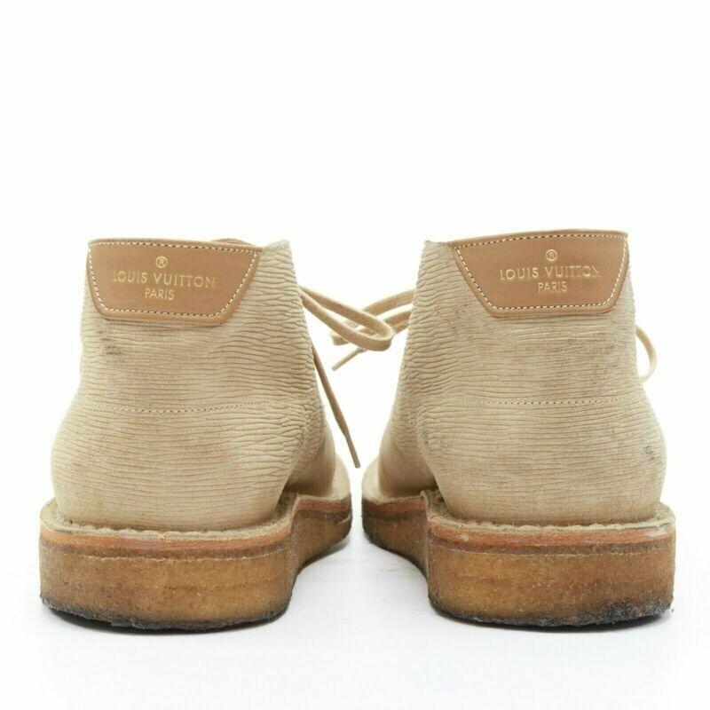 Uomo LOUIS VUITTON sabbia taupe epi camoscio suola crespa caviglia desert boot UK5 EU39 in vendita