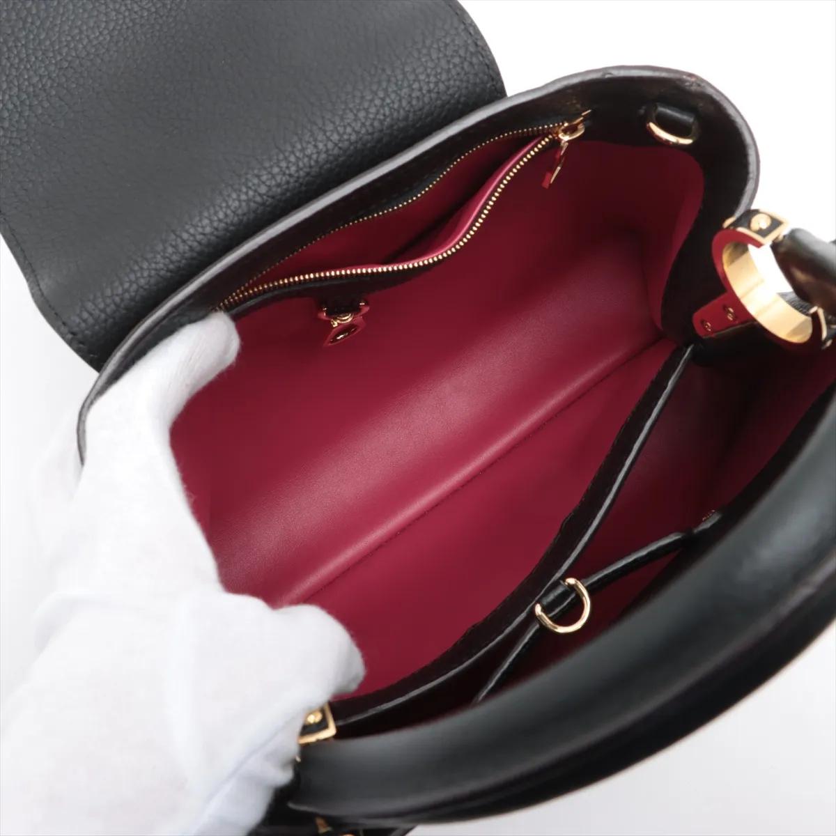 *Louis Vuitton Taurillon Capucines PM Schwarz im Angebot 6
