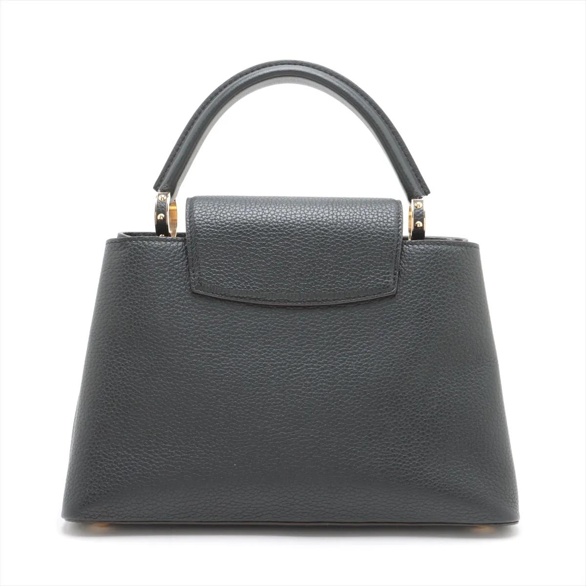 *Louis Vuitton Taurillon Capucines PM Schwarz im Zustand „Gut“ im Angebot in Indianapolis, IN