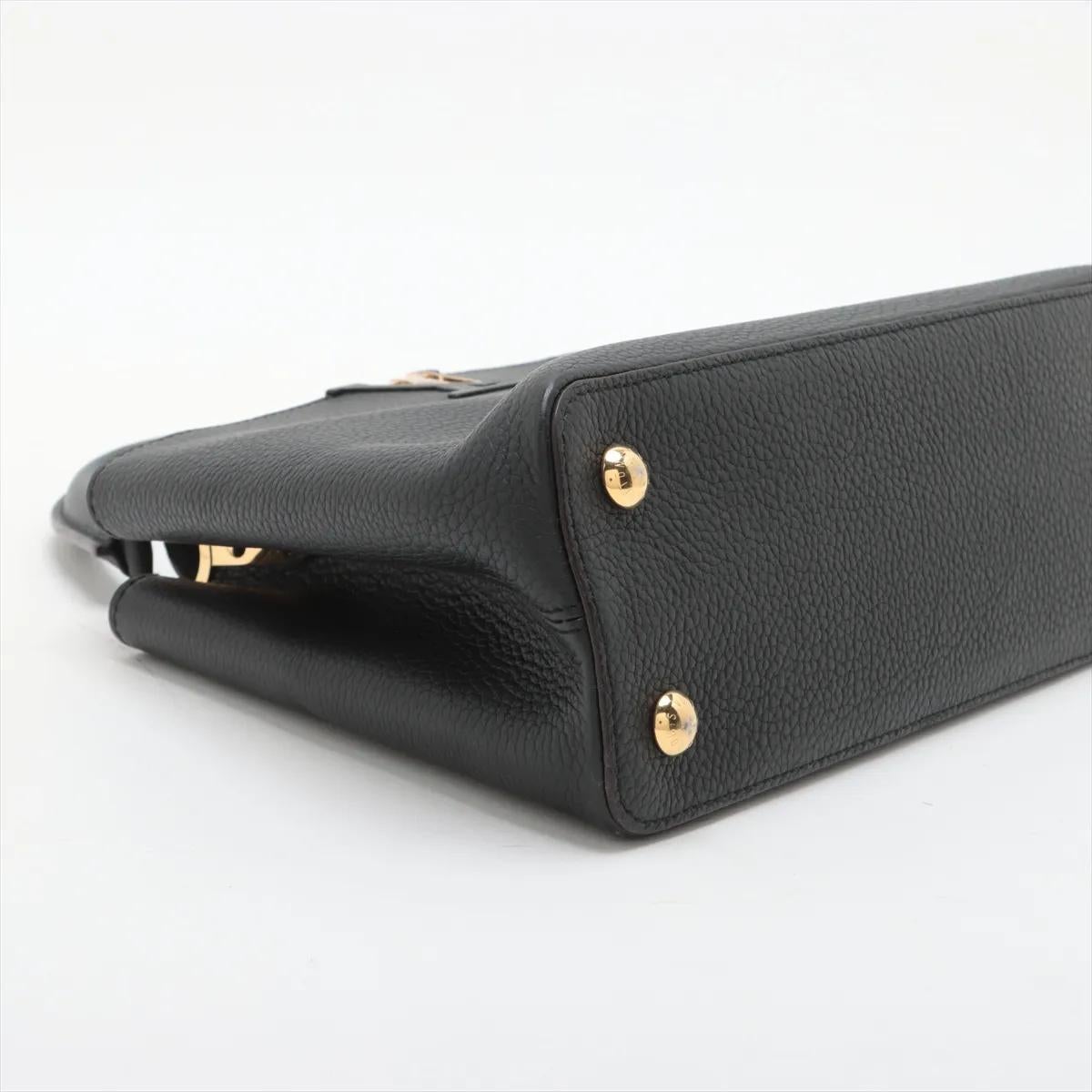 *Louis Vuitton Taurillon Capucines PM Schwarz im Angebot 1