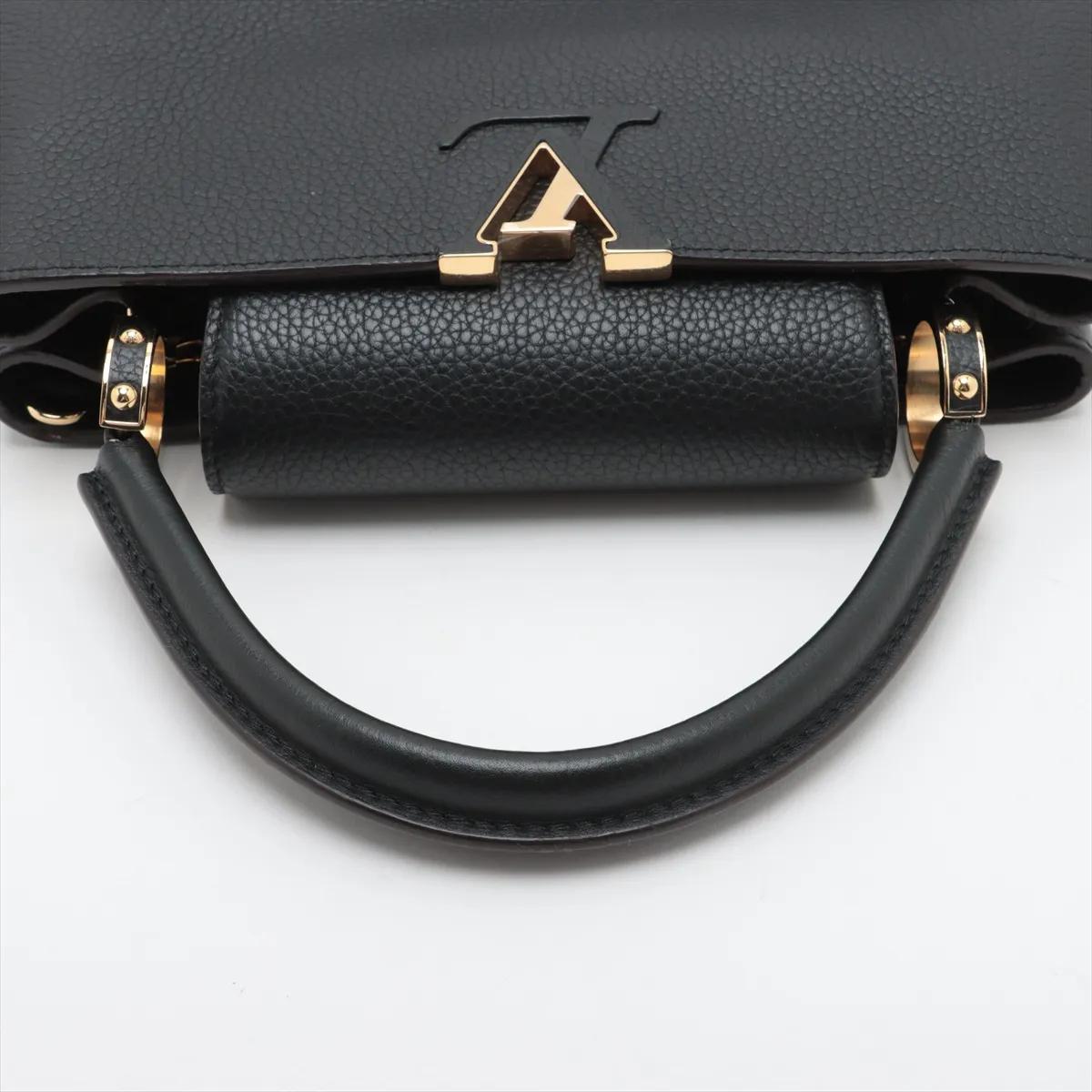 *Louis Vuitton Taurillon Capucines PM Schwarz im Angebot 2
