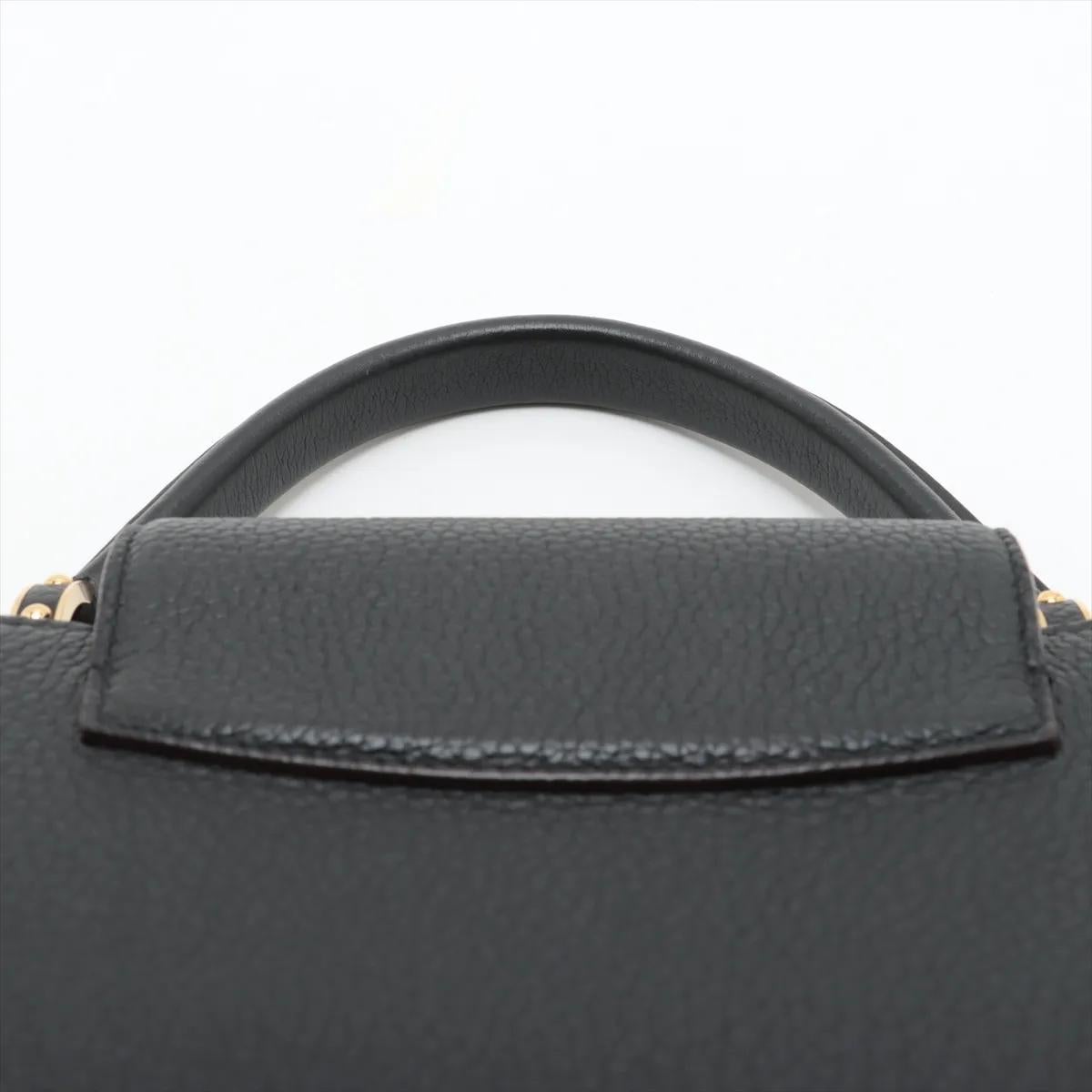 *Louis Vuitton Taurillon Capucines PM Schwarz im Angebot 3