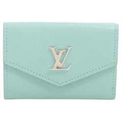 Louis Vuitton Taurillon Lock Mini Lockme Brieftasche Tiffany Blau