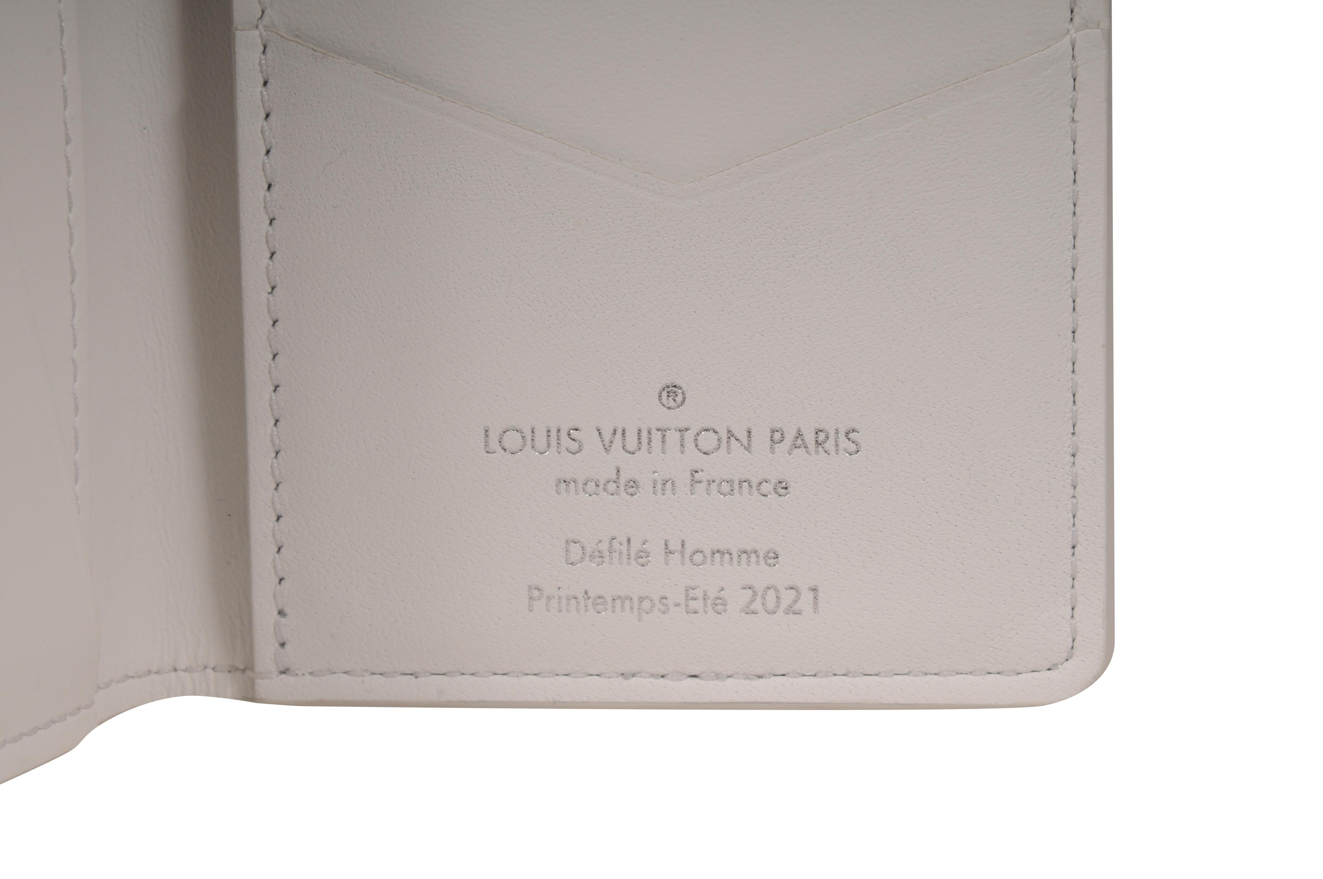 da uomo o donna Louis Vuitton Taurillon Monogram LV Friends Dragon Portafoglio Organizer Tascabile Bianco in vendita
