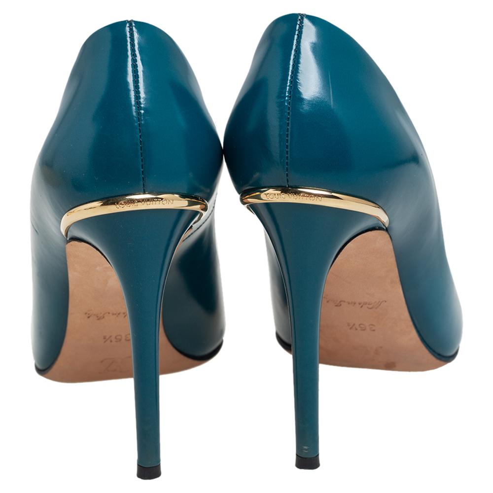 Louis Vuitton Teal Blue Leather Eyeline Pointed Toe Pumps Size 36.5 In Good Condition In Dubai, Al Qouz 2