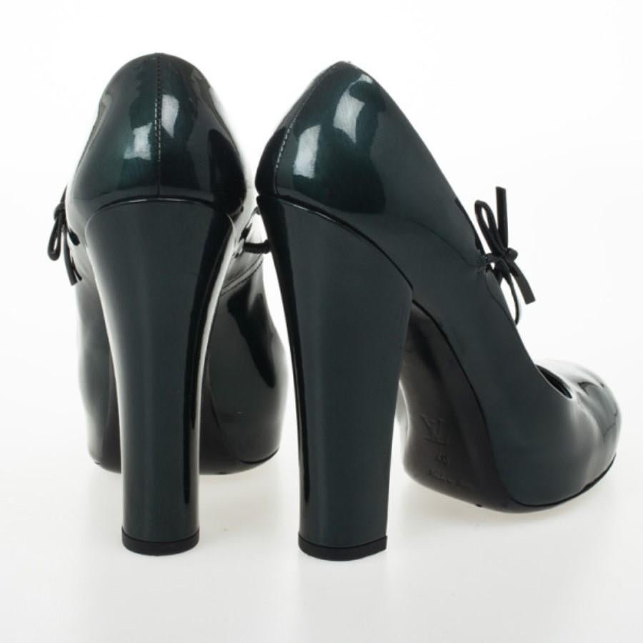 Black Louis Vuitton Teal Patent Fetish Mary Jane Pumps Size 40 For Sale