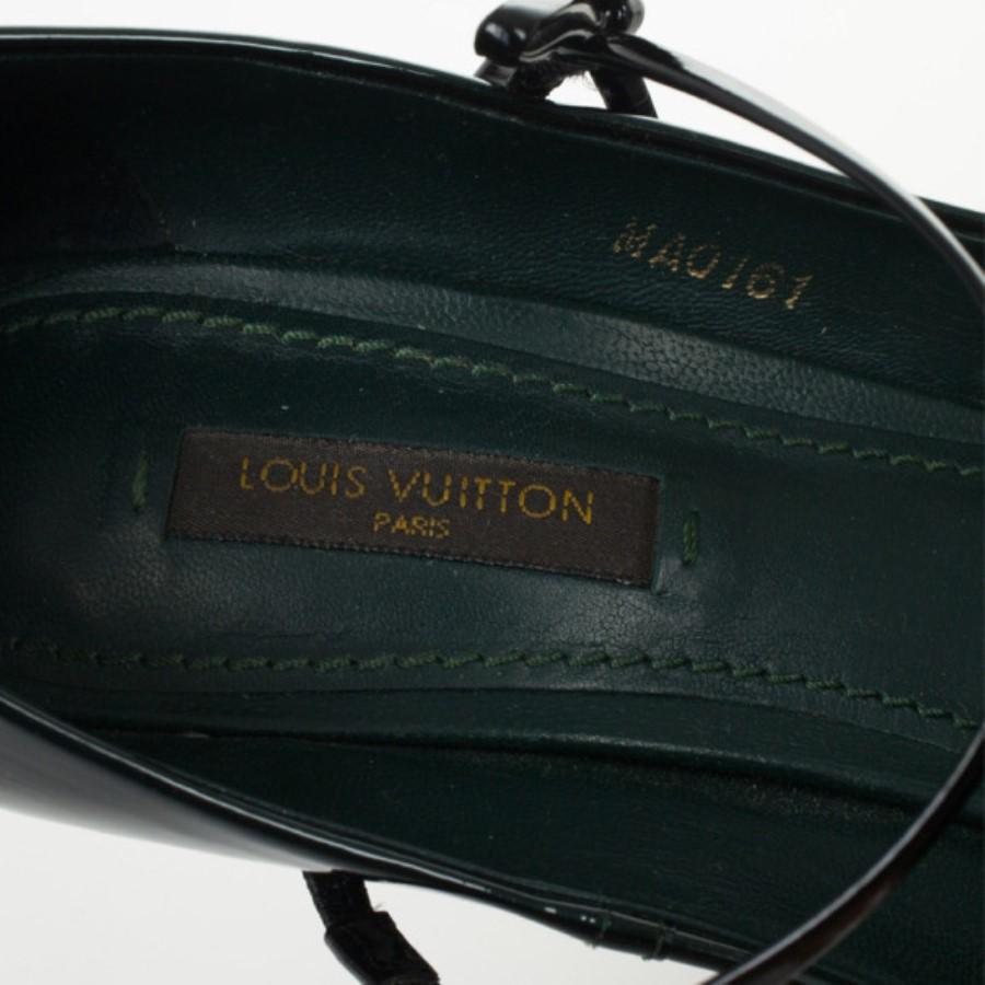 Louis Vuitton Teal Patent Fetish Mary Jane Pumps Size 40 4