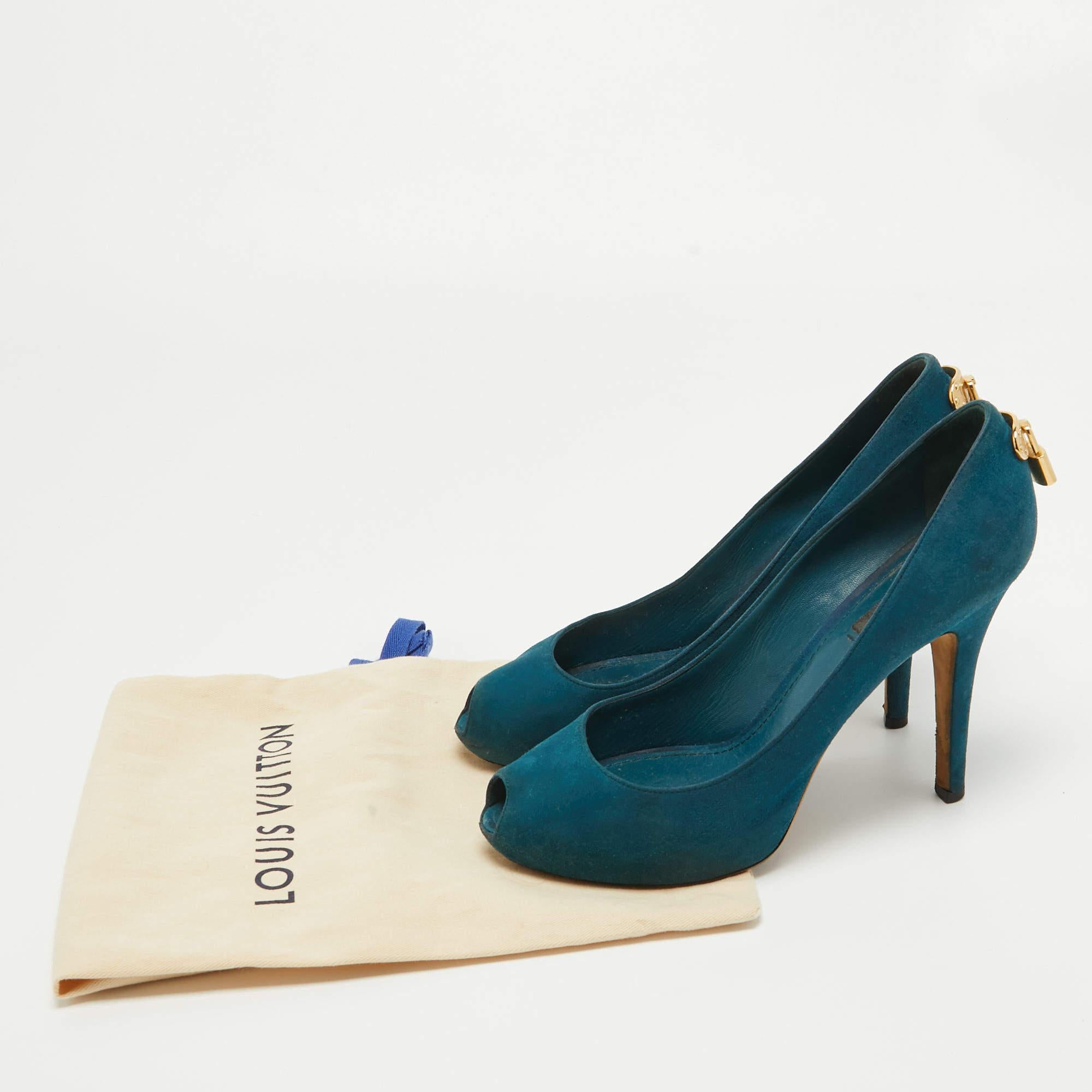 Louis Vuitton Teal Suede Oh Really! Peep Toe Pumps Size 38.5 For Sale 4