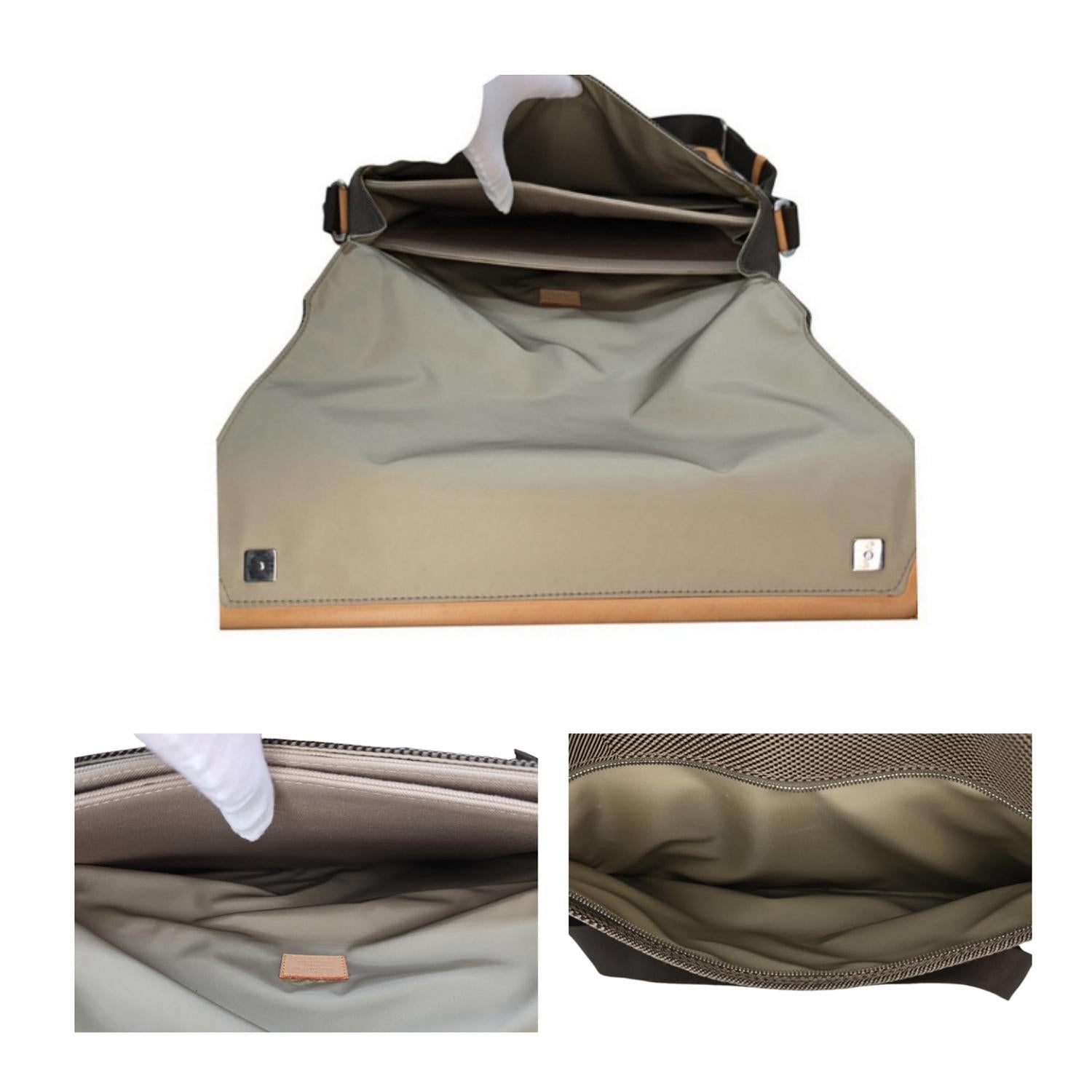 Louis Vuitton Terre Damier Geant Messenger Bag For Sale 1