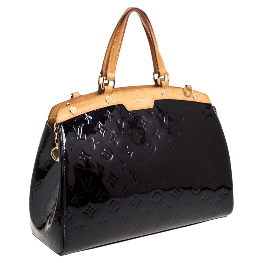 Louis Vuitton Terre D’Ombre Monogram Vernis Brea MM Bag In Good Condition In Dubai, Al Qouz 2