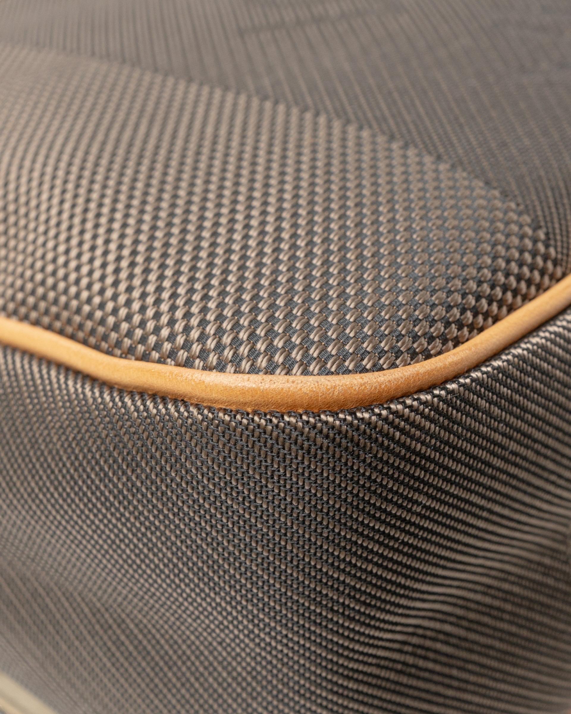 Louis Vuitton Terre Messenger MM  In Tela Damier Marrone For Sale 5