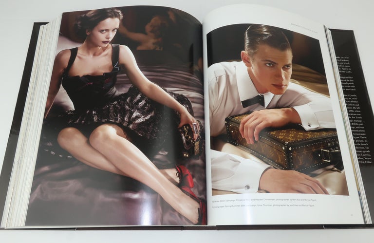 AROWONEN - Louis Vuitton book - The Birth of Modern Luxury