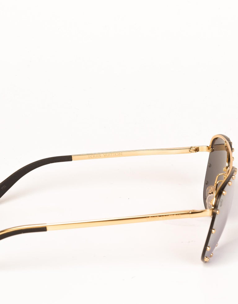 Louis Vuitton The Party Studded Design Teardrop Sunglasses Z0926U