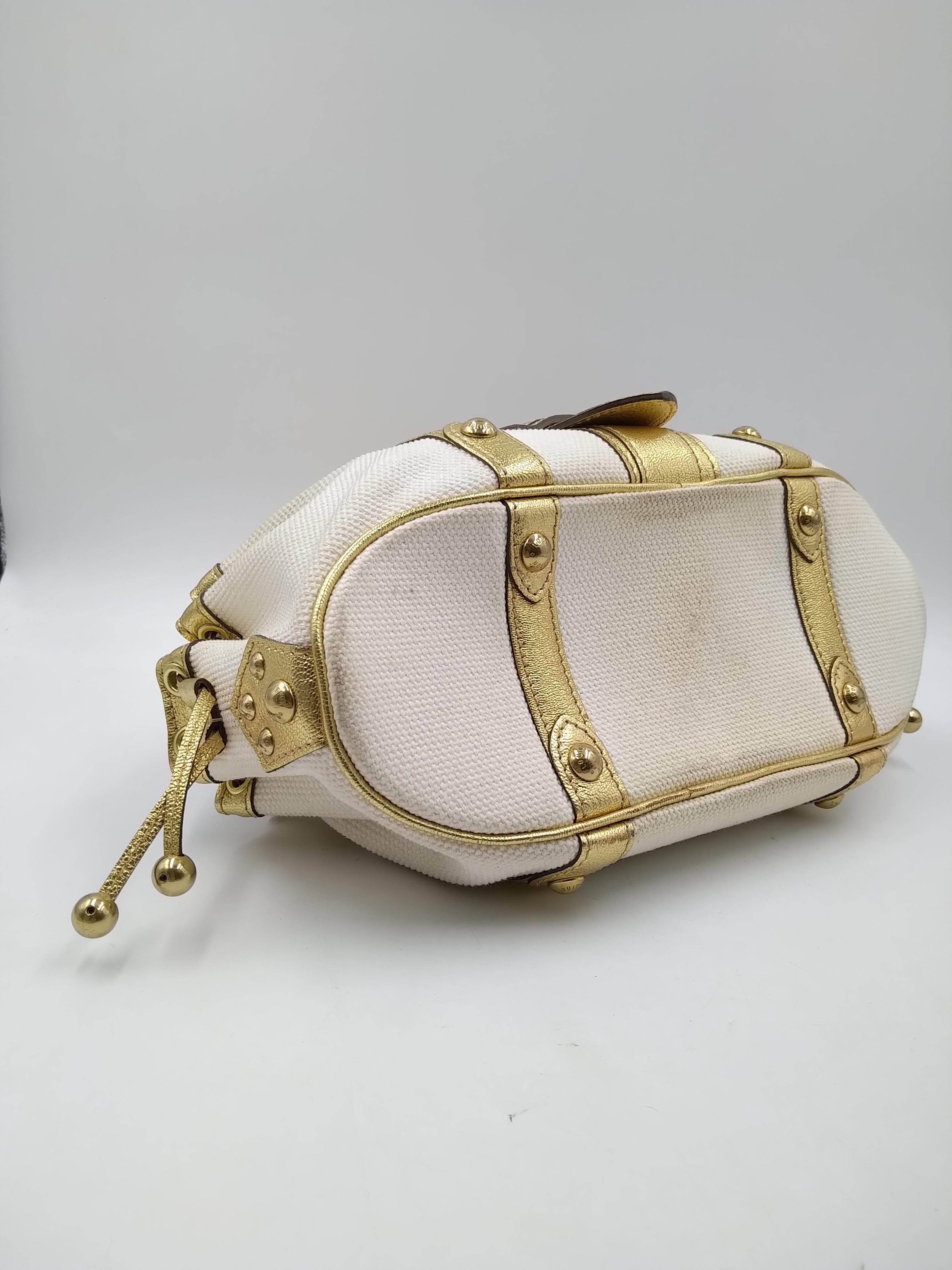 Louis Vuitton Theda Borsa in pelle canvas oro e beige ecru GM, 2004 in vendita 3