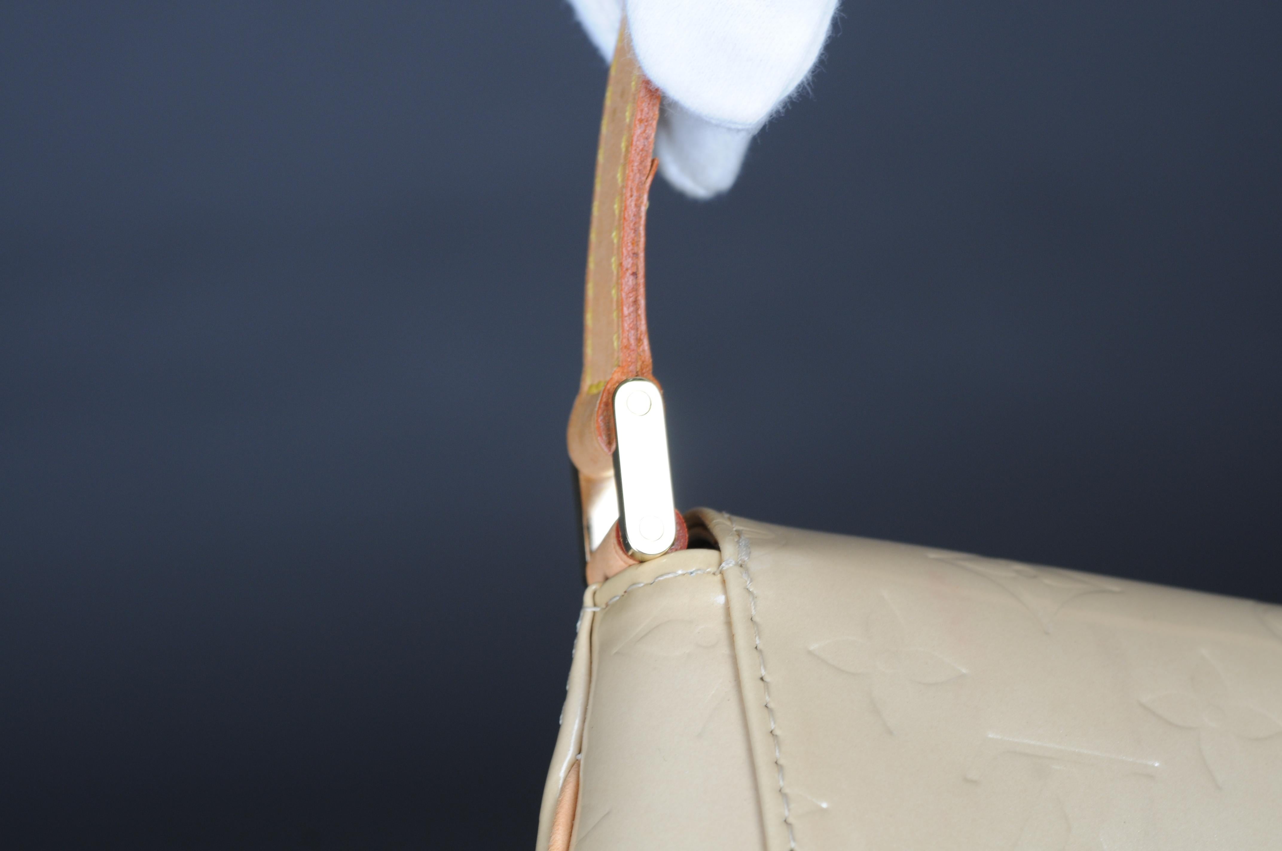 Louis Vuitton Thompson Street Vernis shoulder bag  For Sale 7