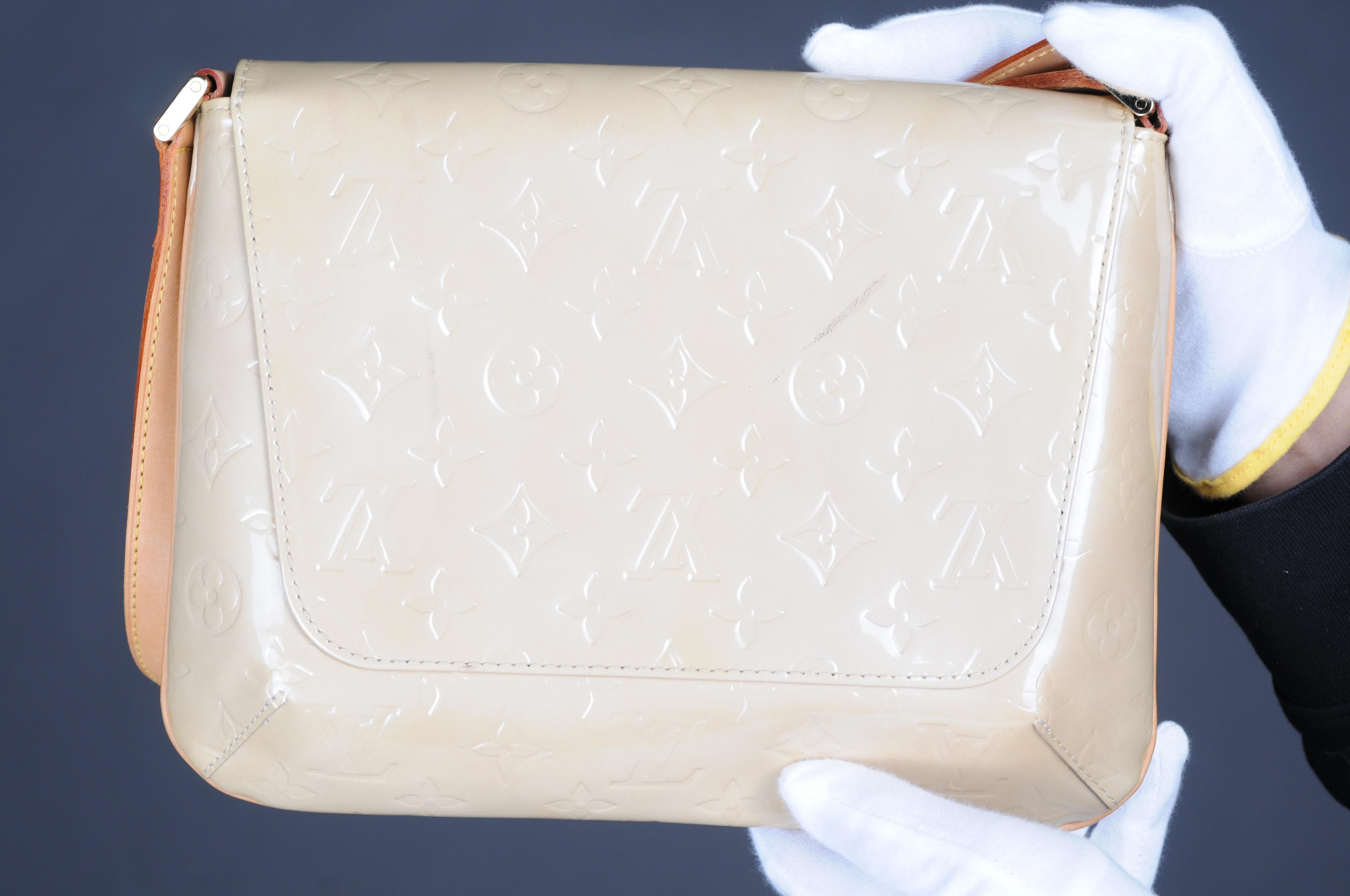 Louis Vuitton Thompson Street Vernis shoulder bag  For Sale 13