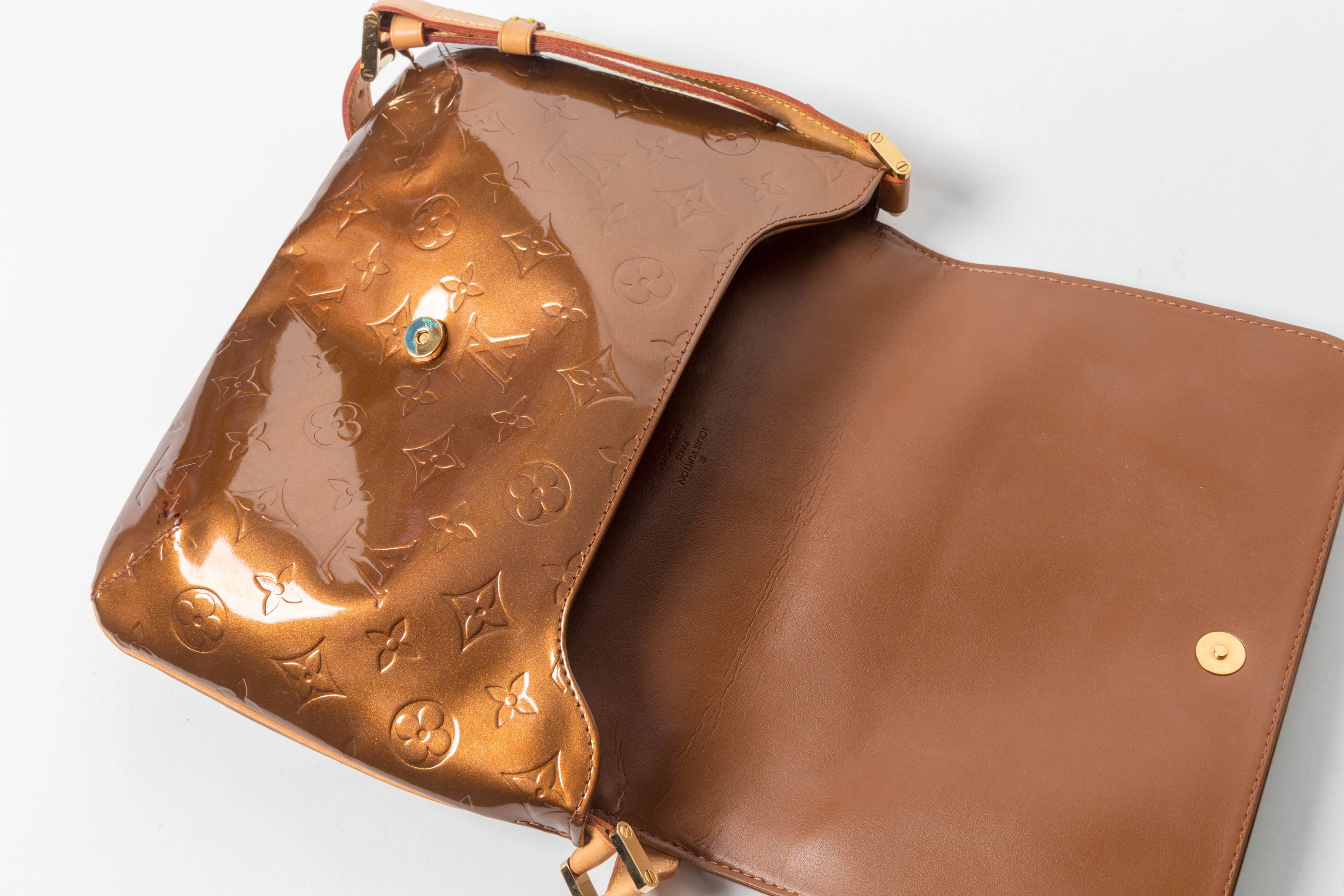 Women's Louis Vuitton Thompson Street Vernis Shoulder Bag