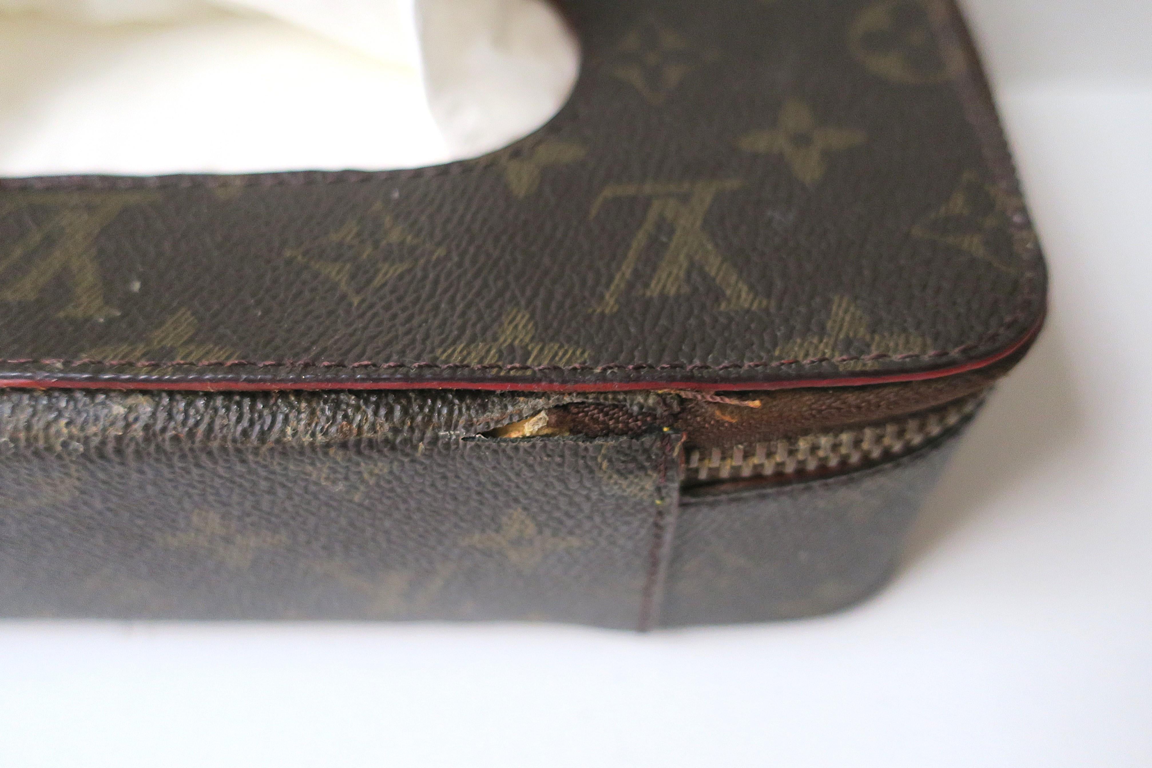 Boîte de réédition Louis Vuitton en vente 6