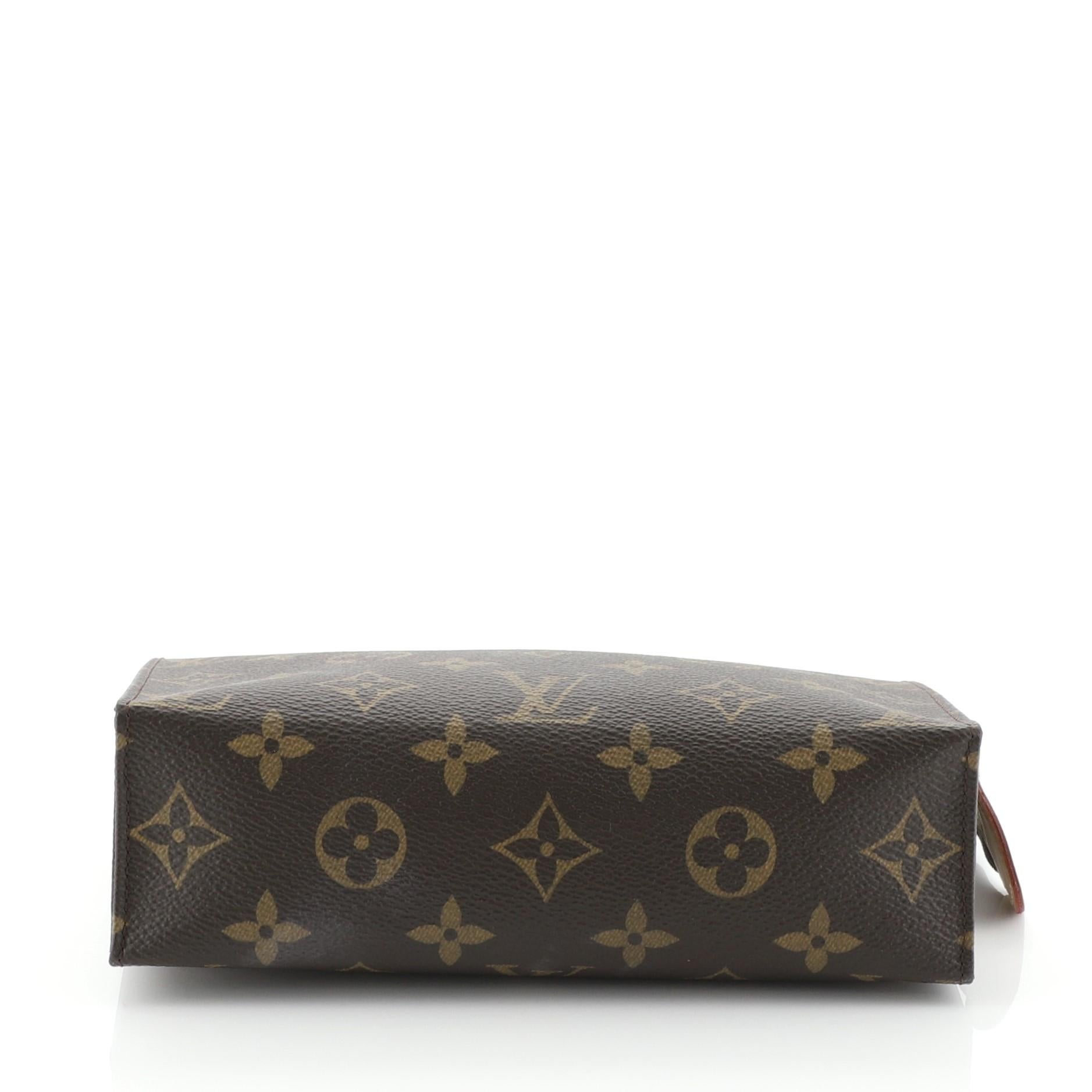 Louis Vuitton Toiletry Pouch Monogram Canvas 19 In Good Condition In NY, NY
