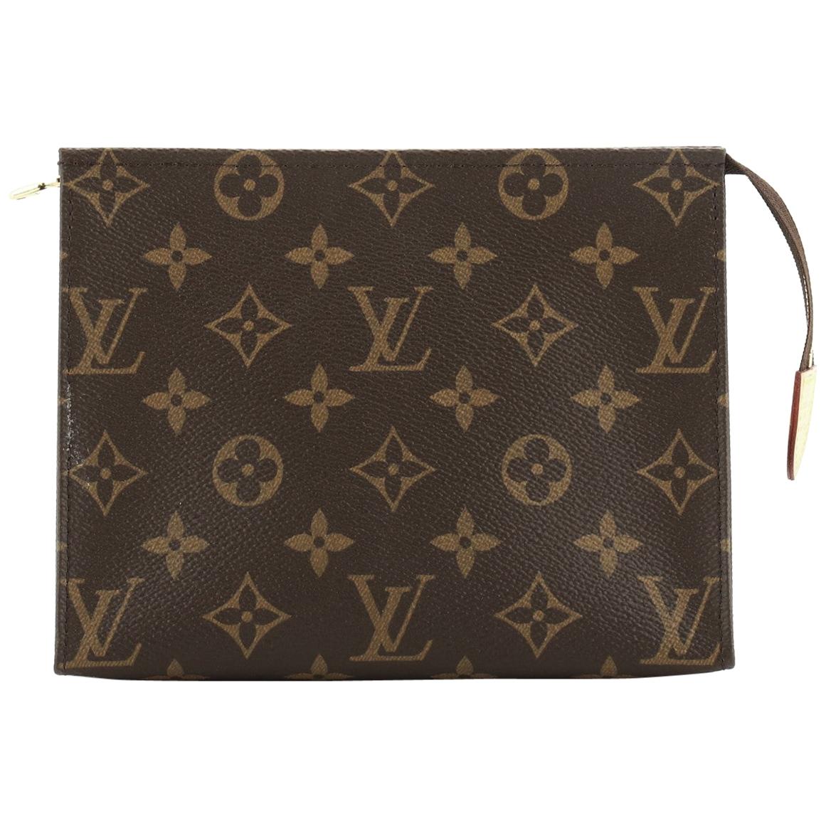 Louis Vuitton Toiletry Pouch Monogram Canvas 19