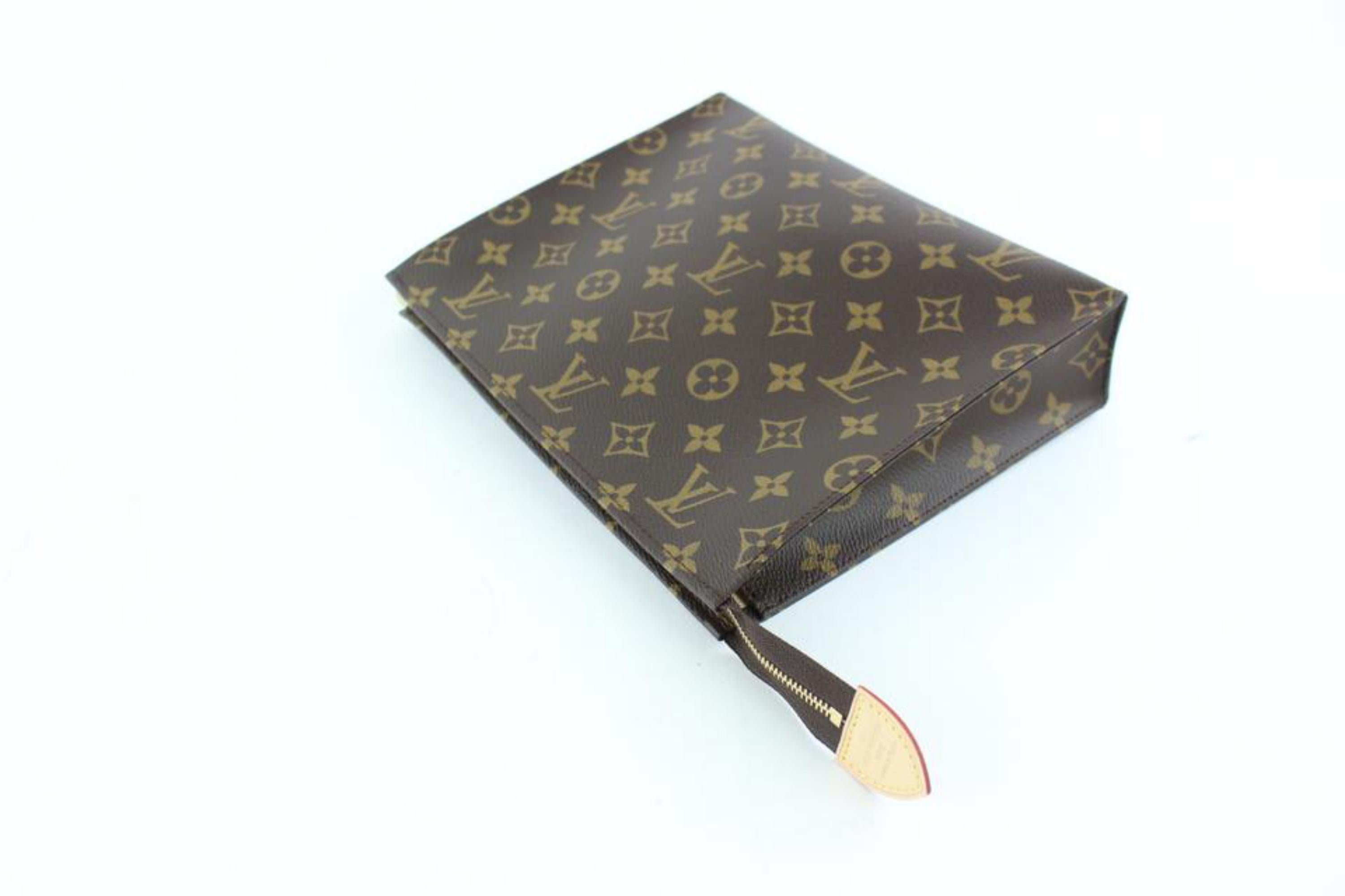 Louis Vuitton Toiletry Pouch Poche 26 2lz0914 Brown Coated Canvas Clutch For Sale 1