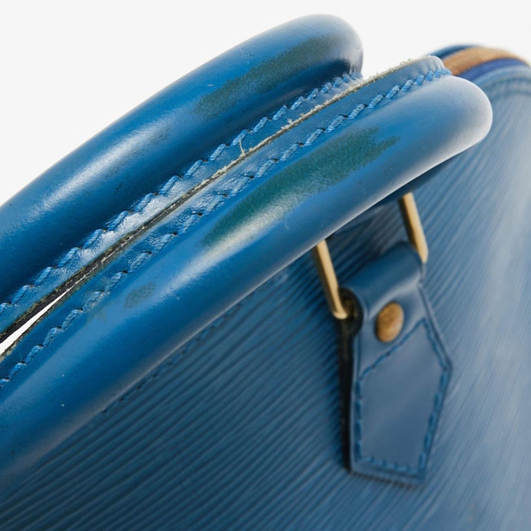 Louis Vuitton Toledo Blue Epi Leather Alma PM Bag For Sale 10