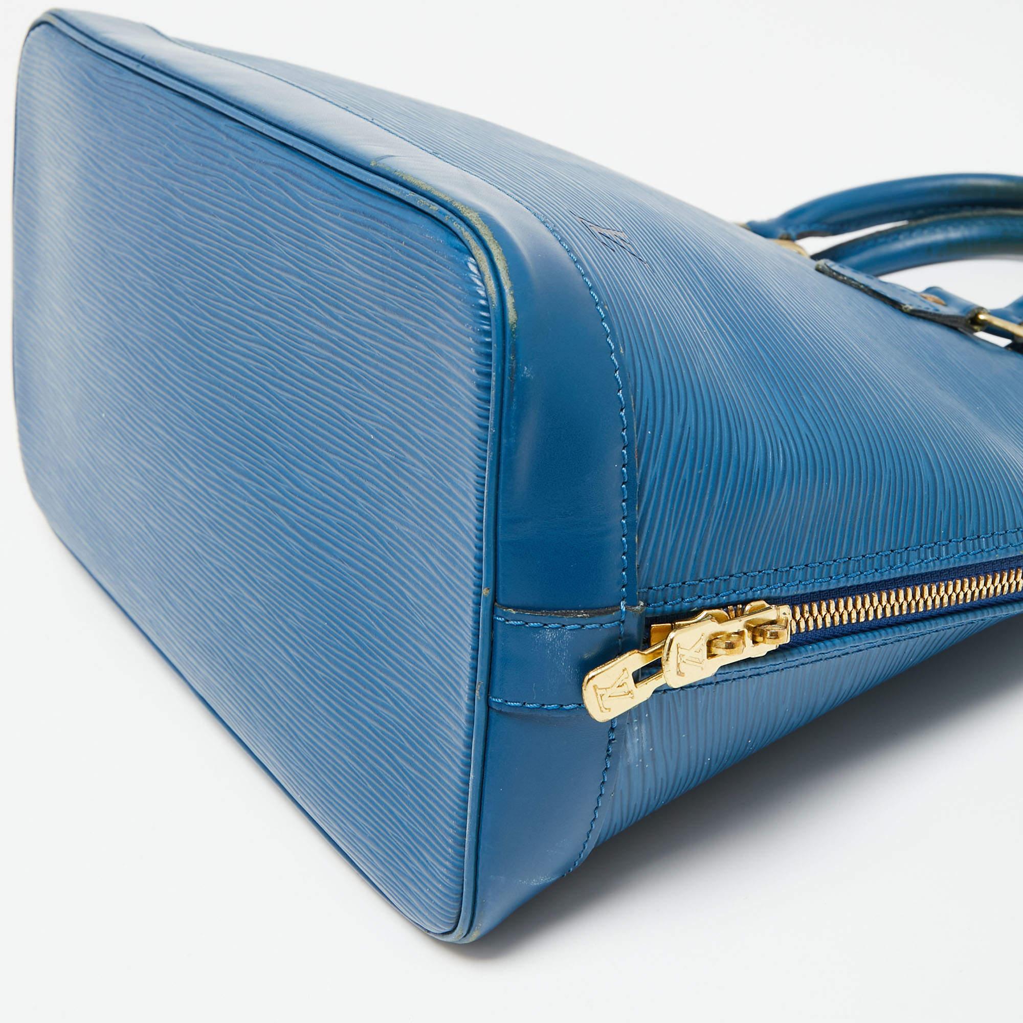 Louis Vuitton Toledo Blue Epi Leather Alma PM Bag For Sale 3