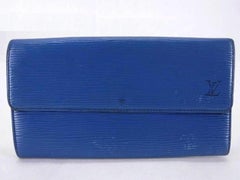 Louis Vuitton Toledo Blue Epi Leather Sarah 202004 Wallet