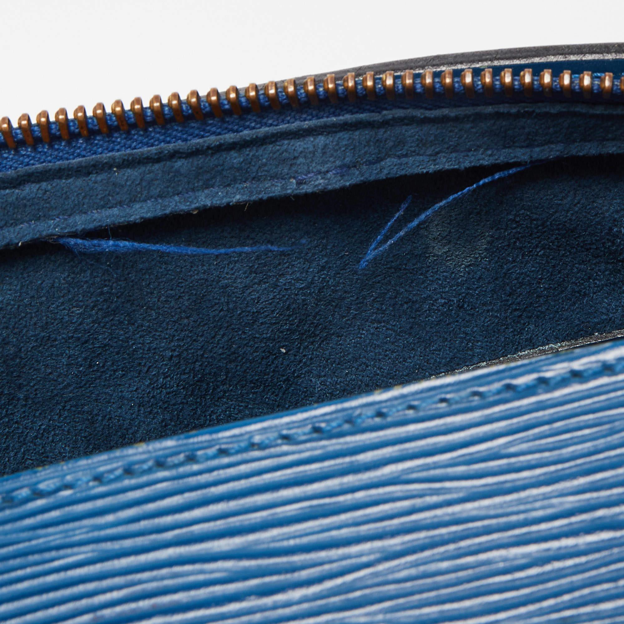 Louis Vuitton Toledo Blue Epi Leather Soufflot Bag 12