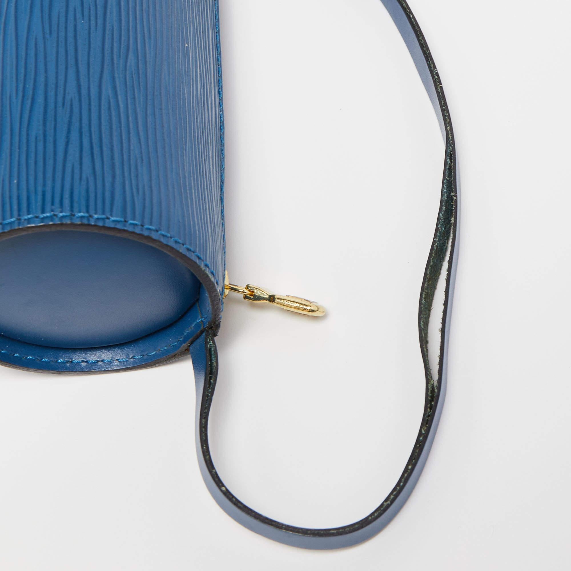 Louis Vuitton Toledo Blue Epi Leather Soufflot Bag 5