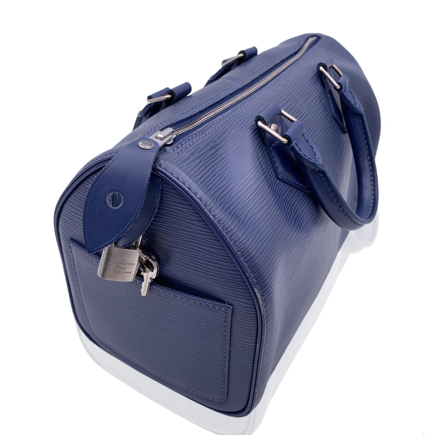 Louis Vuitton Toledo Blue Epi Leather Speedy 25 Boston Bag Handbag In Good Condition In Rome, Rome