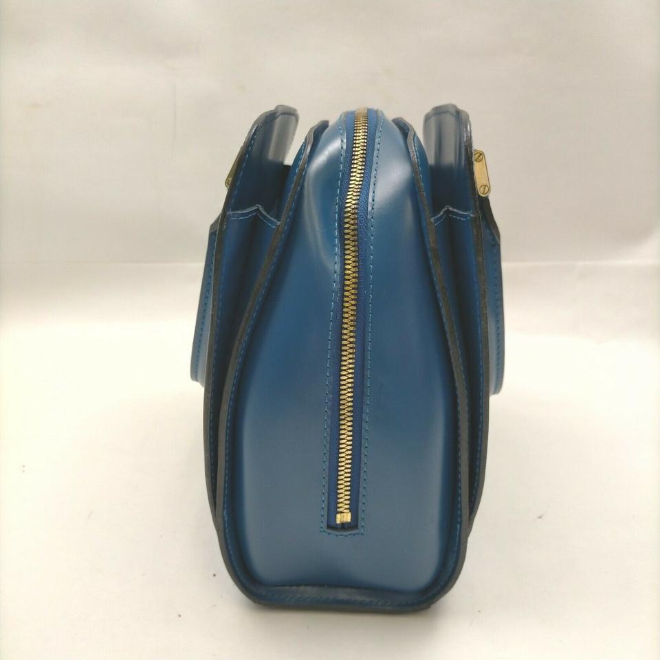 Louis Vuitton Toledo Blue Epi Pont Neuf 861293 In Good Condition In Dix hills, NY