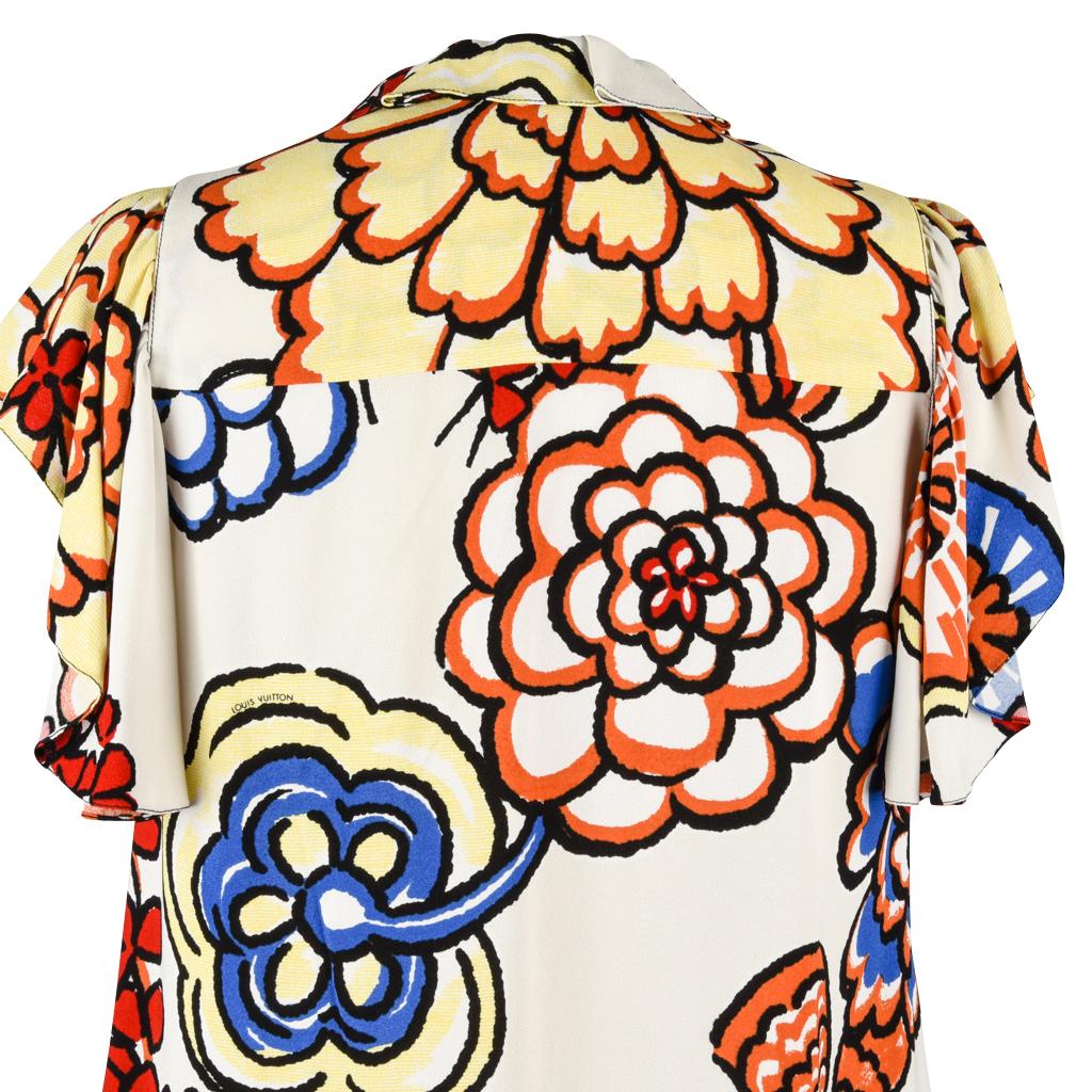 Louis Vuitton Top Floral Key Hole w/ Ruffle Flounced Sleeve 40 / 6 In Excellent Condition In Miami, FL
