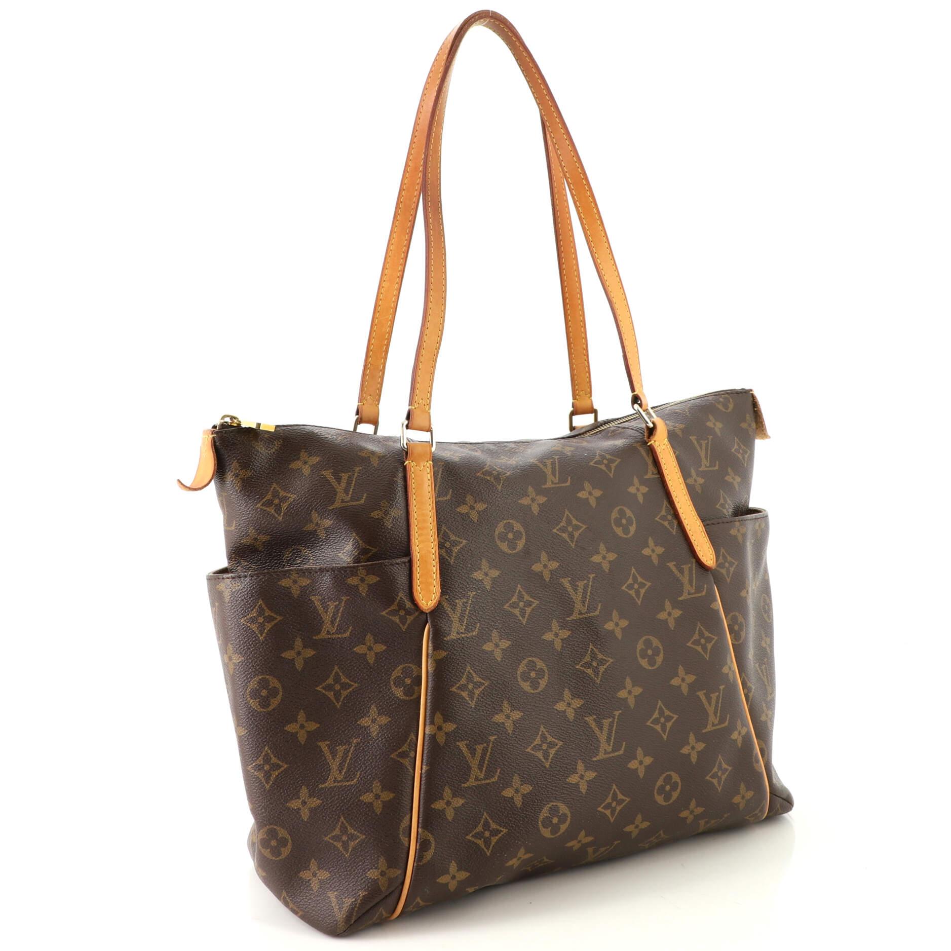 Louis Vuitton Totally Handbag Monogram Canvas MM In Fair Condition In NY, NY