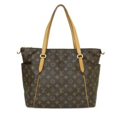Louis Vuitton Totally MM Bag in Monogram 2011