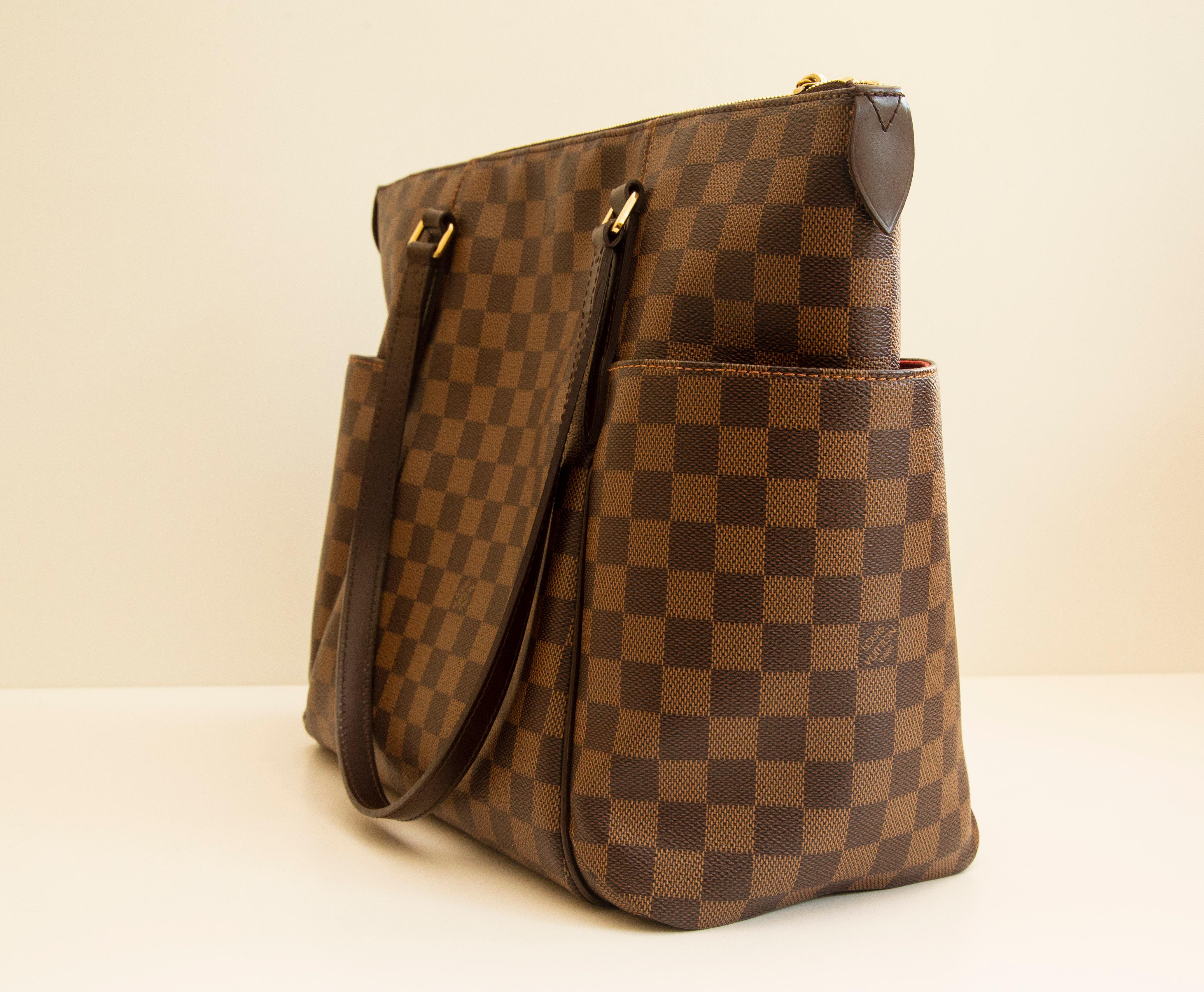 Louis Vuitton Totally MM In Damier Ebene Coated Canvas For Sale 10