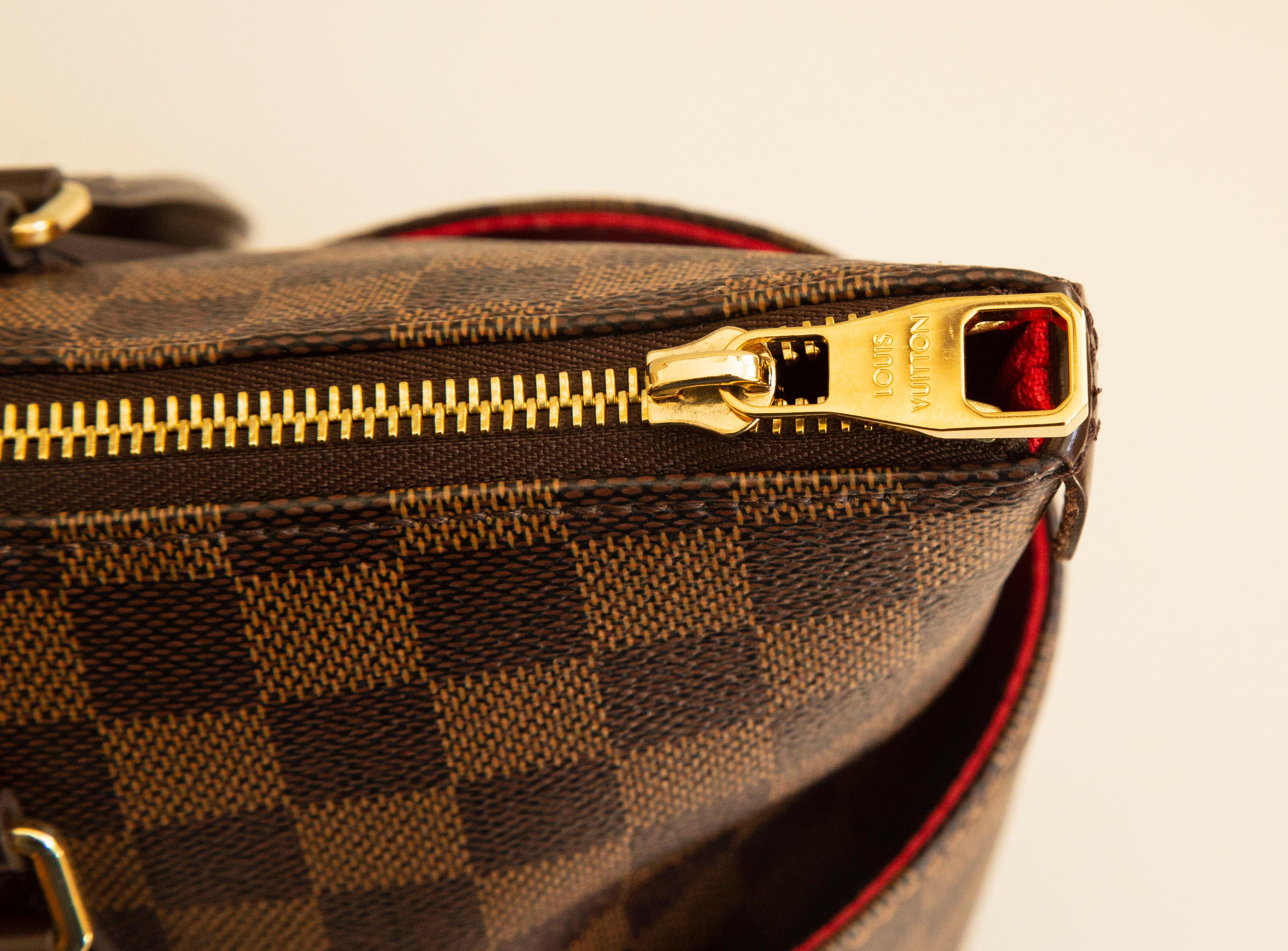 Louis Vuitton Totally MM In Damier Ebene Coated Canvas For Sale 11
