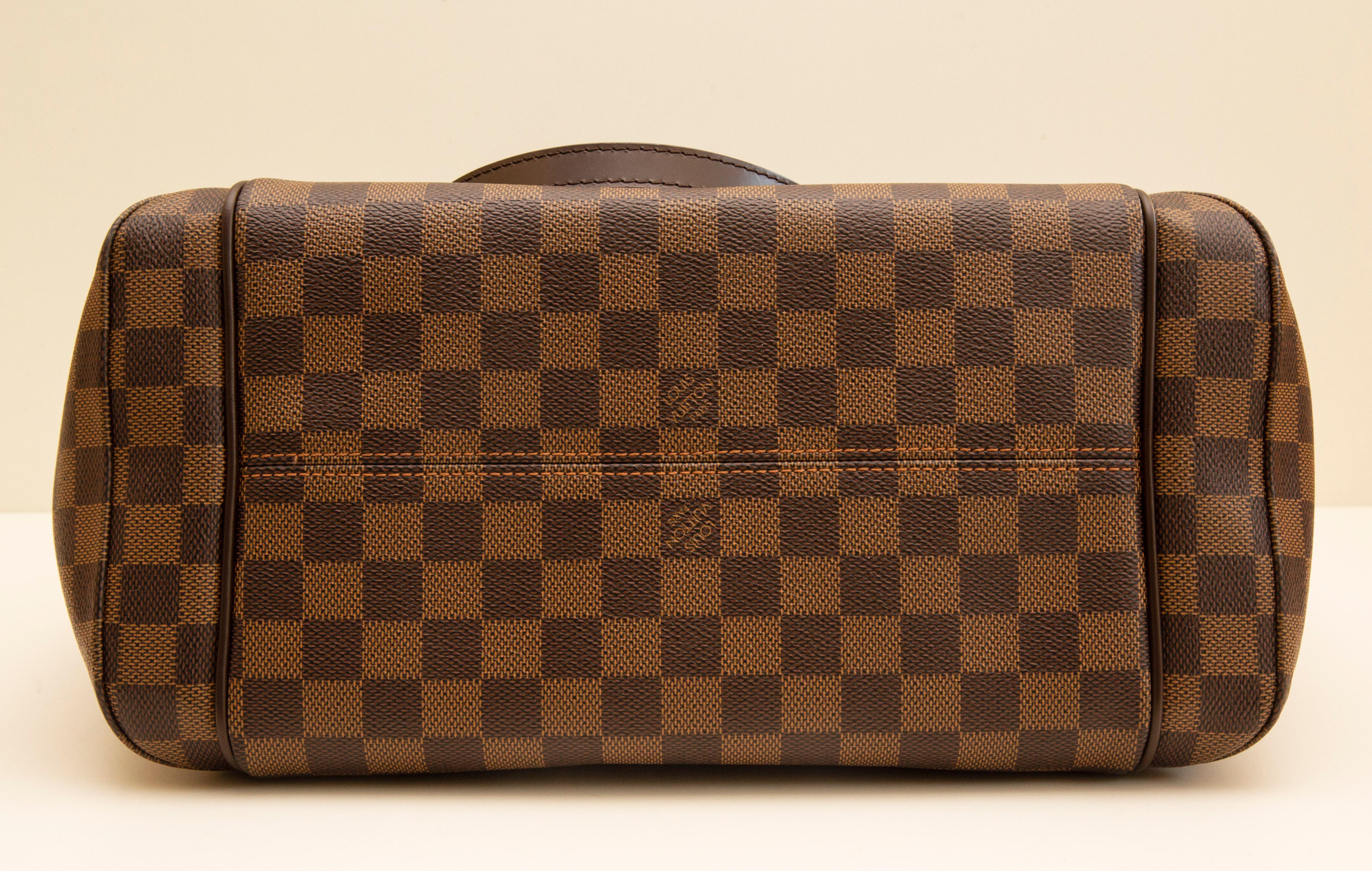 Louis Vuitton Totally MM In Damier Ebene Coated Canvas In Excellent Condition For Sale In Arnhem, NL
