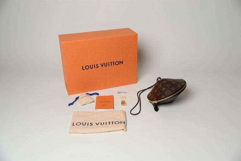 Black Louis Vuitton Toupie NEW Monogram Limited Edition Full-Set For Sale